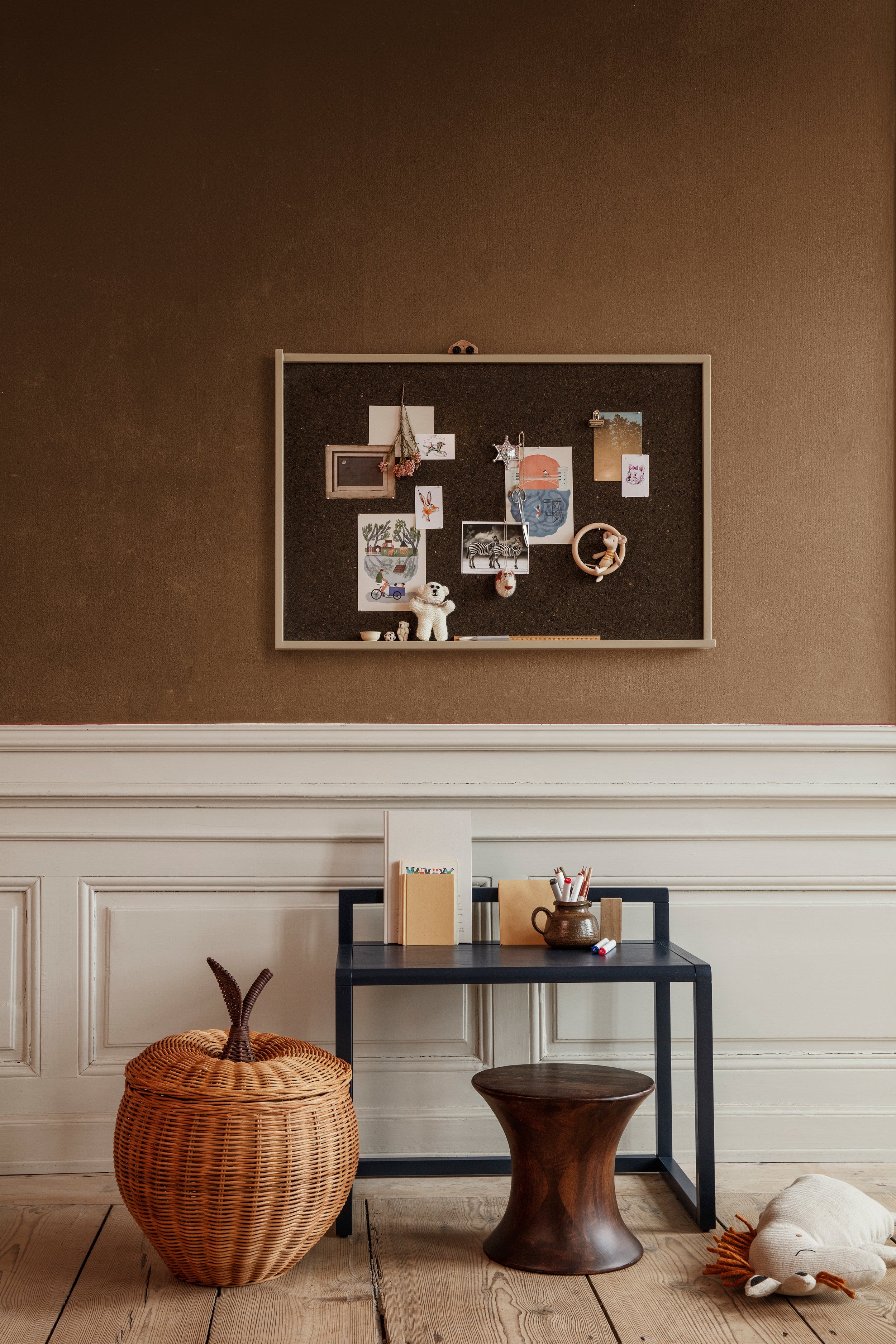 LITTLE ARCHITECT children's desk dark blue