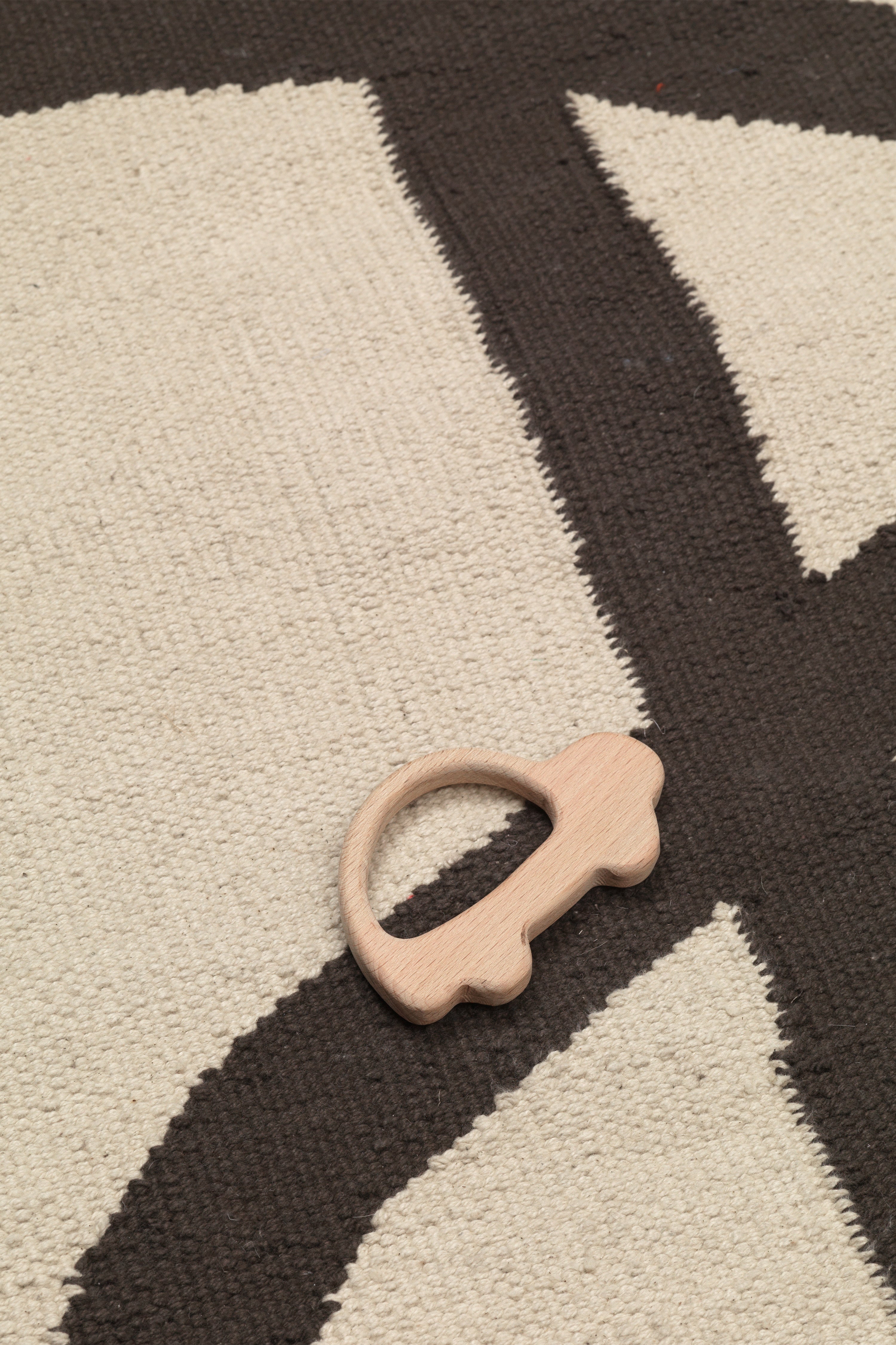 Kinderteppich LANE beige mit Schokolade