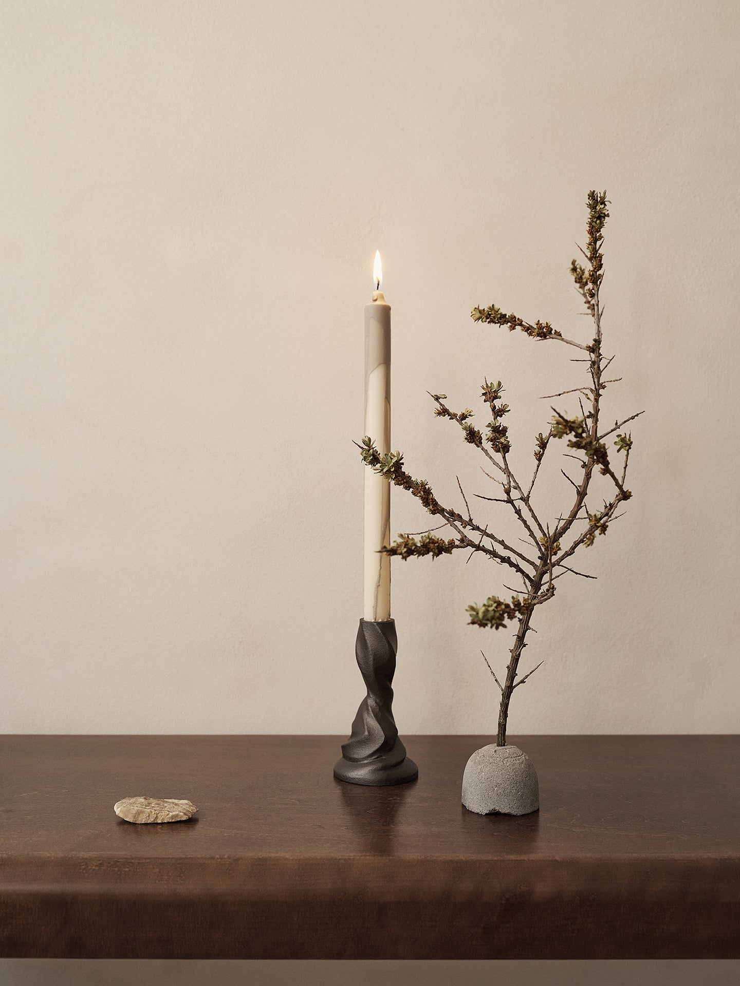 DRYP beige and gray candle set