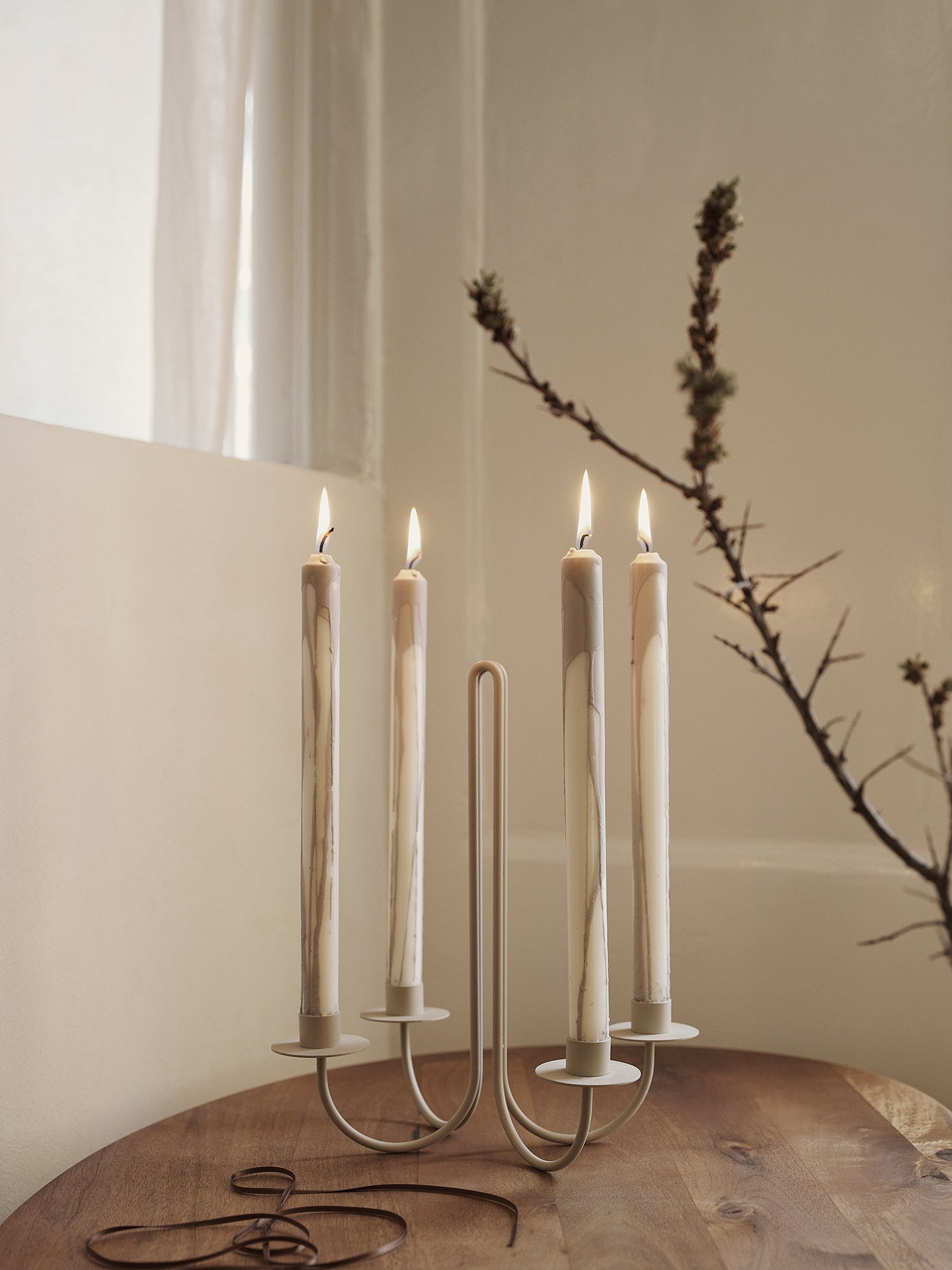 DRYP beige and gray candle set
