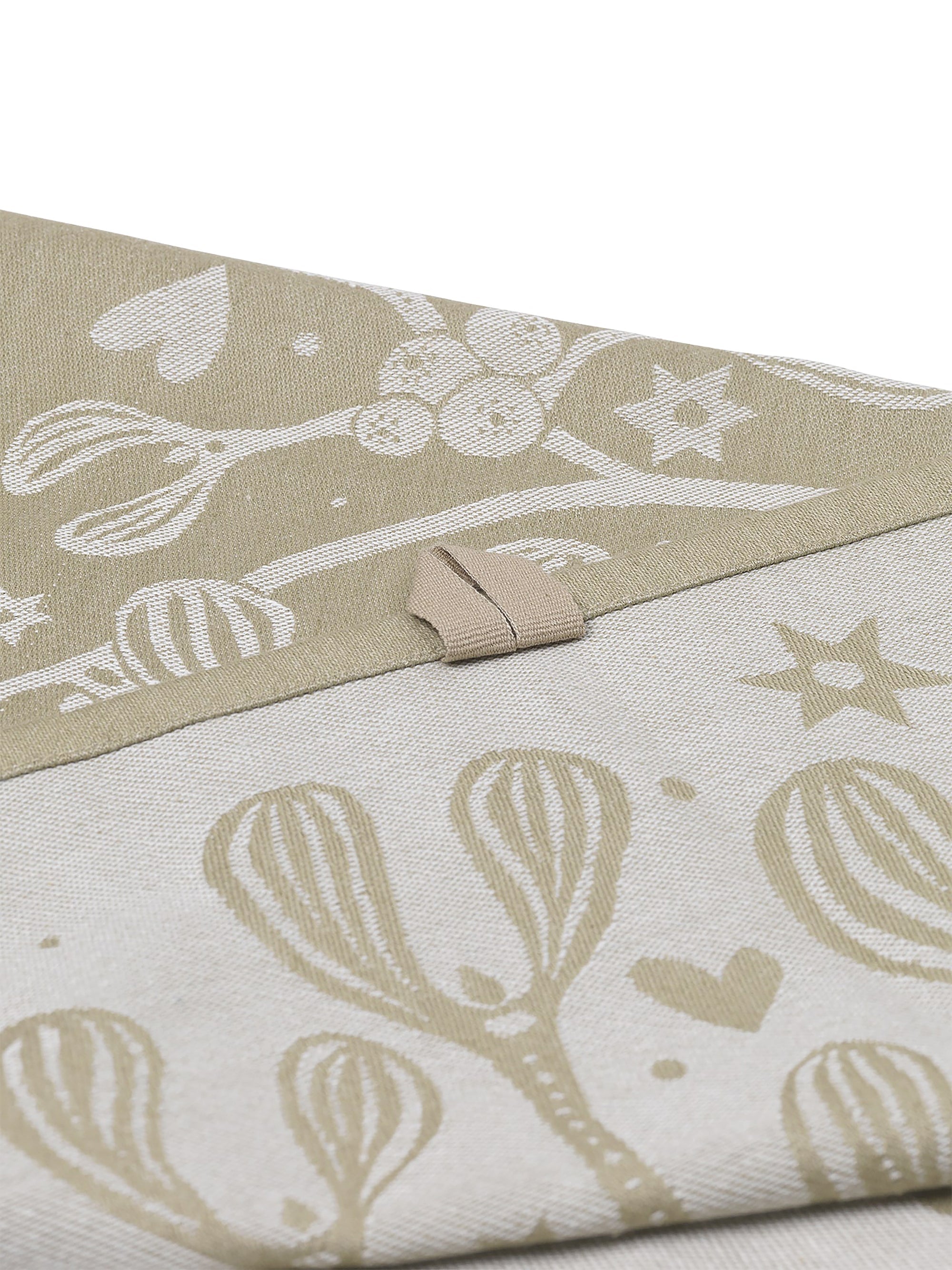 Holiday Kitchen Towel MISTLETOE Sand