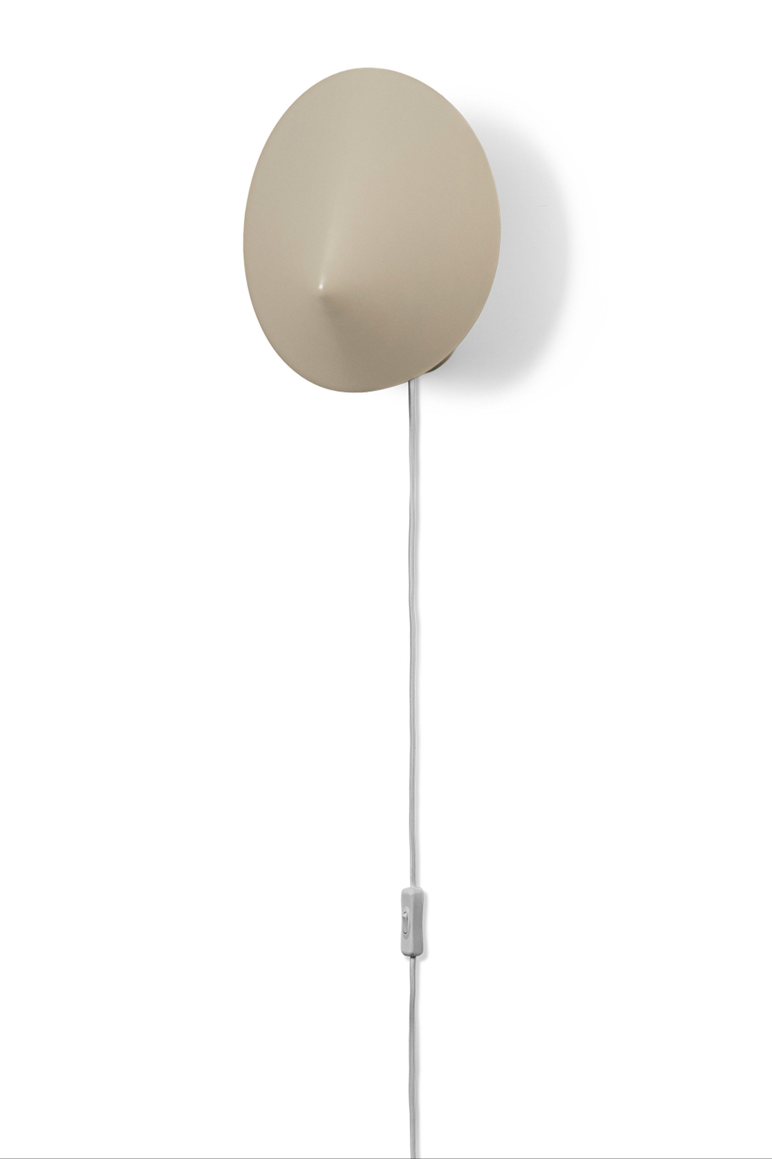 ARUM beige wall lamp