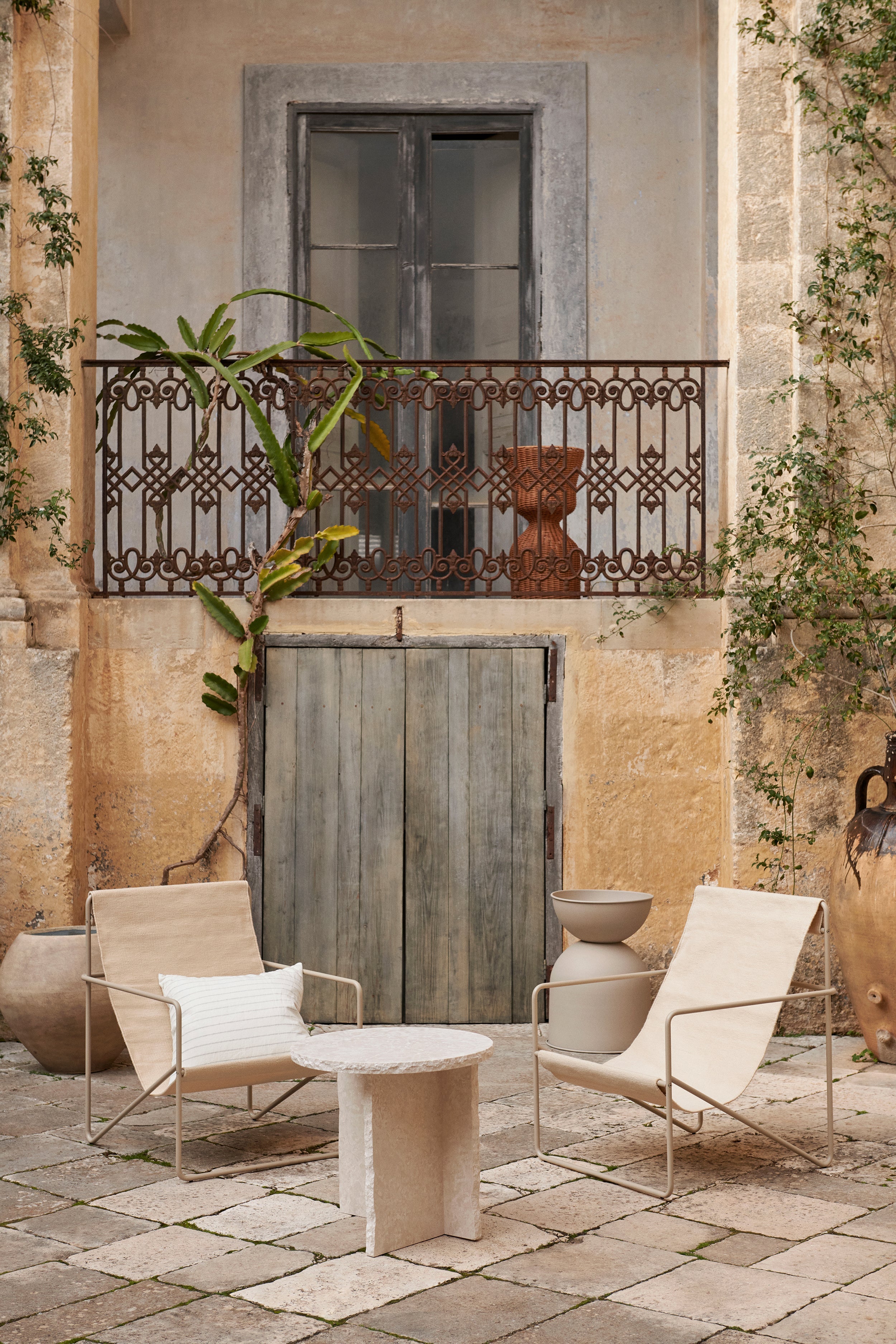 Side table mineral white marble