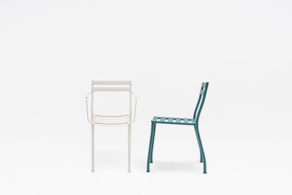 Ein Set Gartenstühle Flander verzinkt stahl