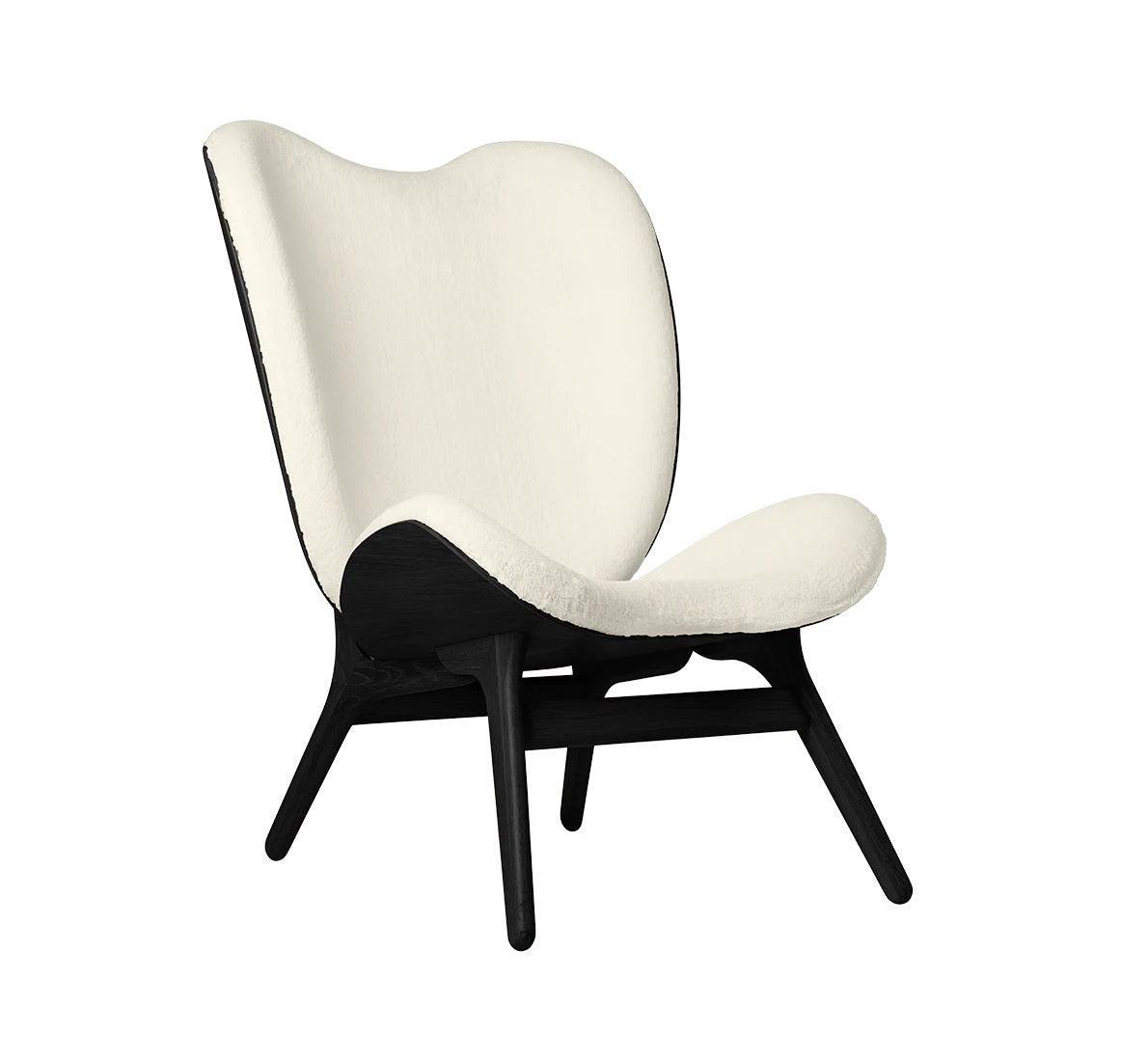 Fotel CONVERSATION PIECE TALL kremowy plusz z czarną podstawą UMAGE Eye on Design