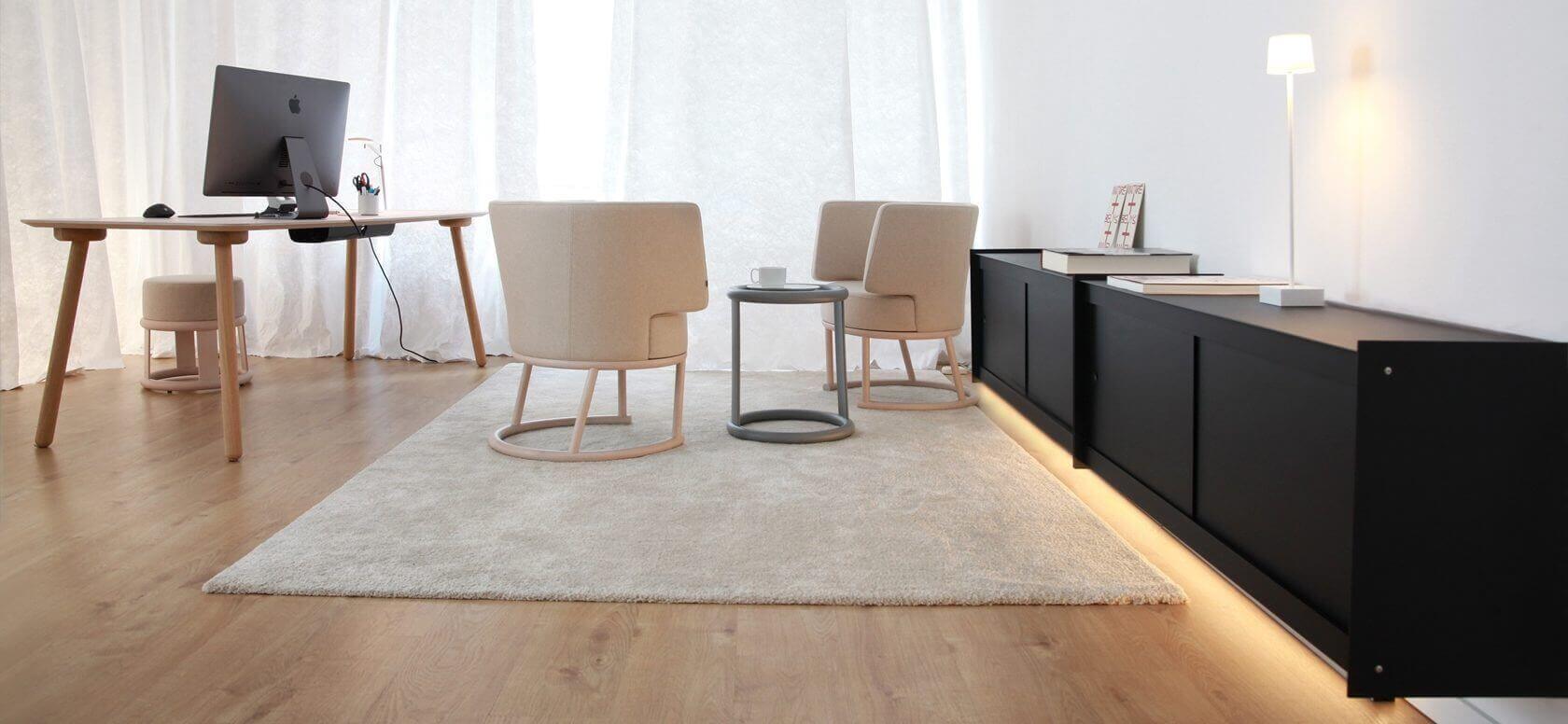 Fotel LIKEWISE B-1908 Fameg Eye on Design