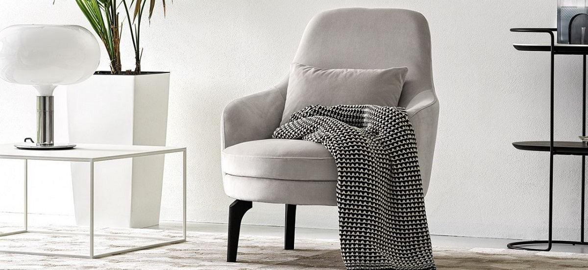 Fotel MEDEA ciemnobrązowa podstawa Calligaris Eye on Design