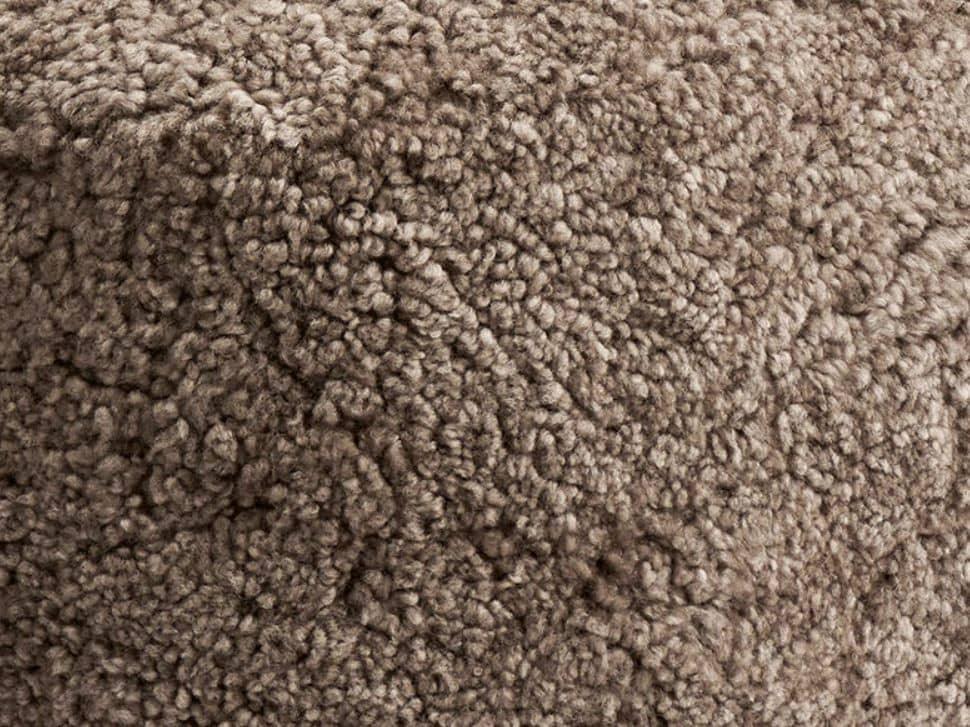 Fotel obrotowy futrzany LITTLE BIG brązowy NORR11 Eye on Design