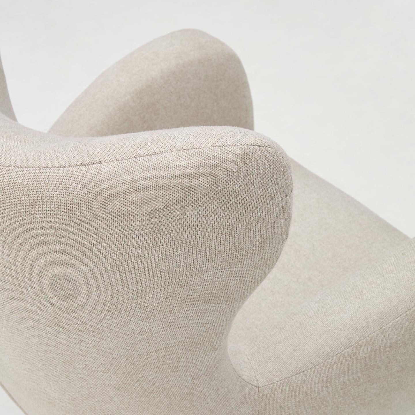 Fotel PATIO beżowy szenil La Forma Eye on Design
