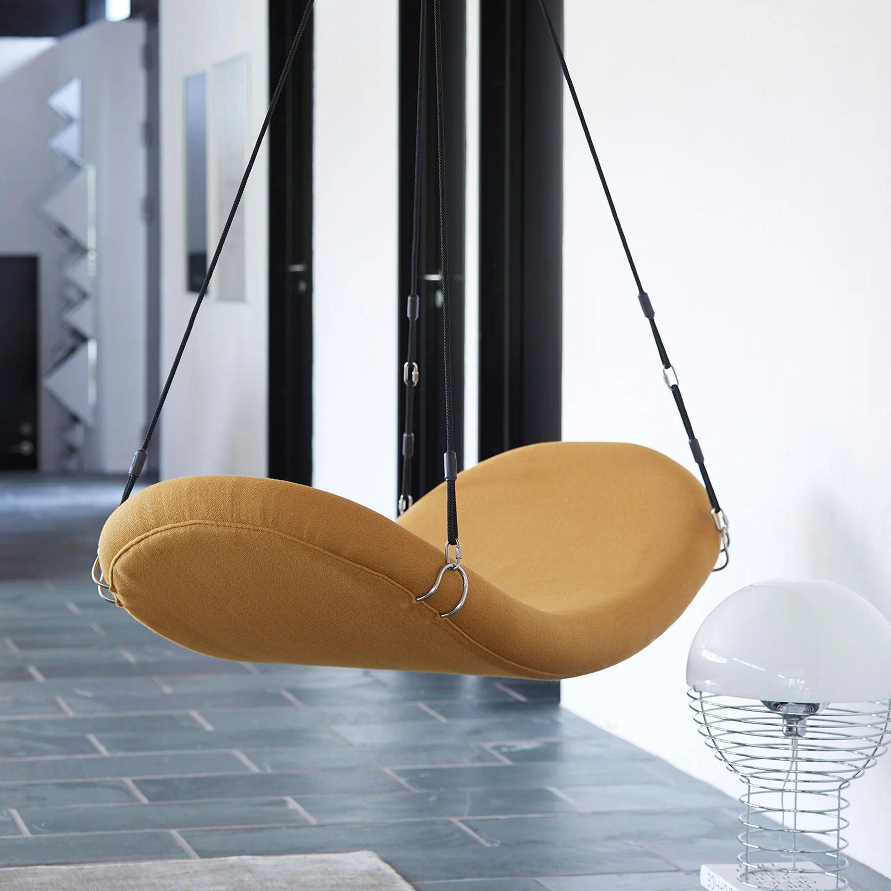 Fotel wiszący FLYING CHAIR Verpan Eye on Design