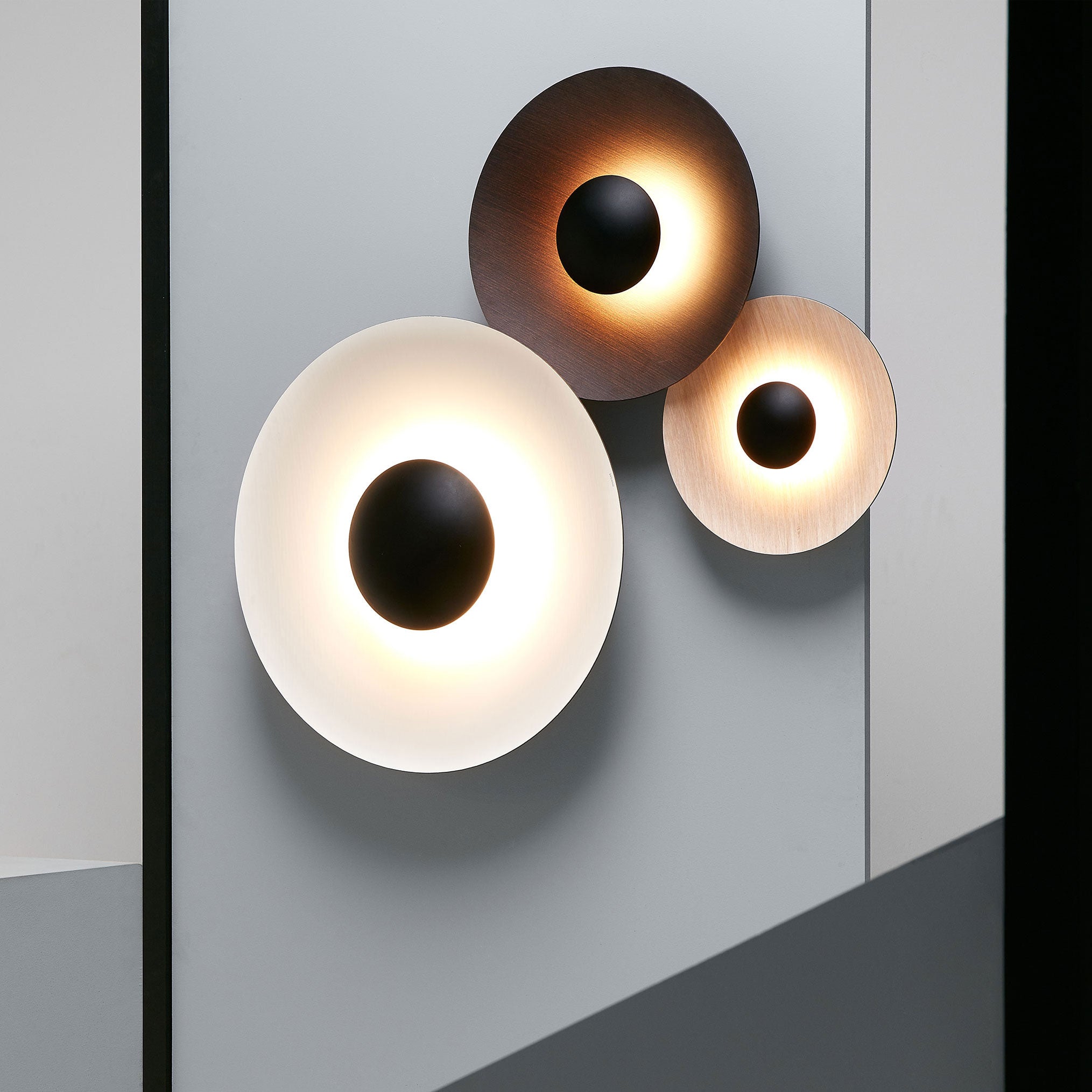 White and Black GINGER Outdoor Wall Lamp