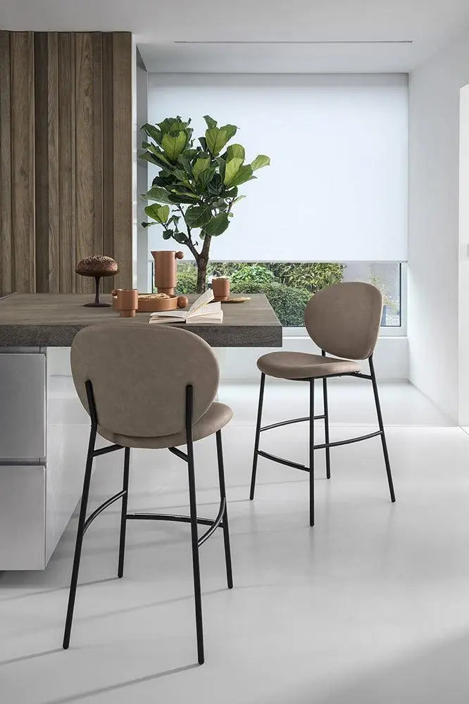 Hoker aksamitny INÈS piaskowy Calligaris Eye on Design