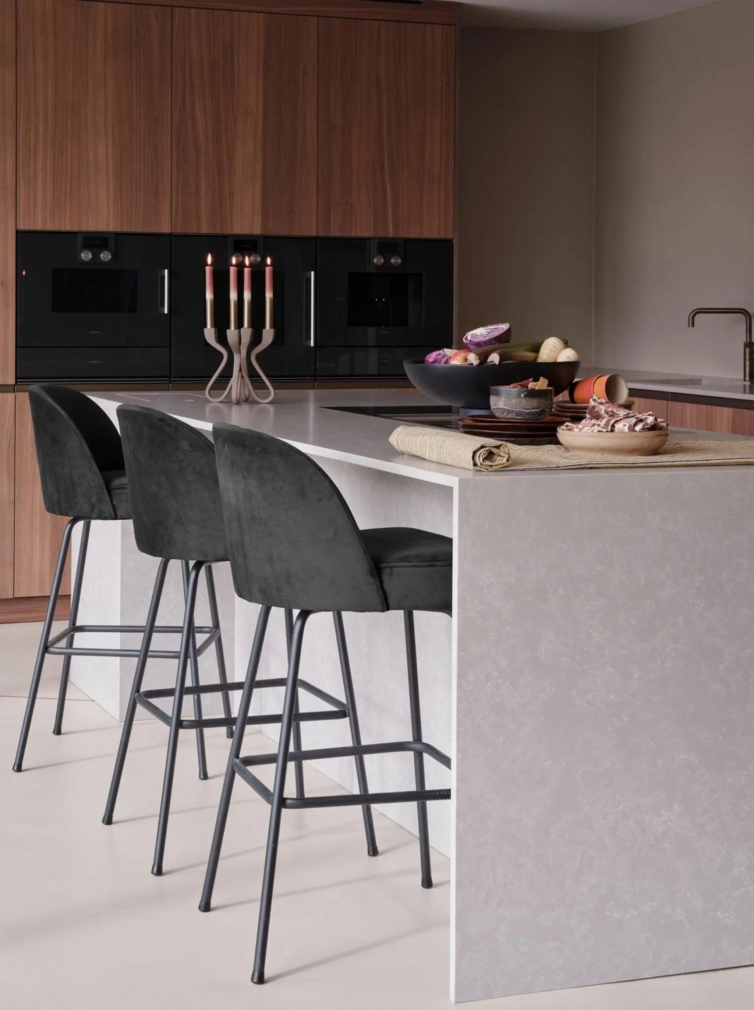 Hoker aksamitny VOGUE czarny – Woood