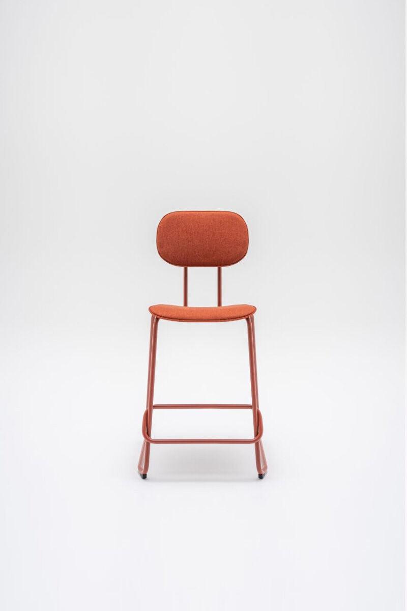 Hoker tapicerowany NEW SCHOOL MDD Eye on Design