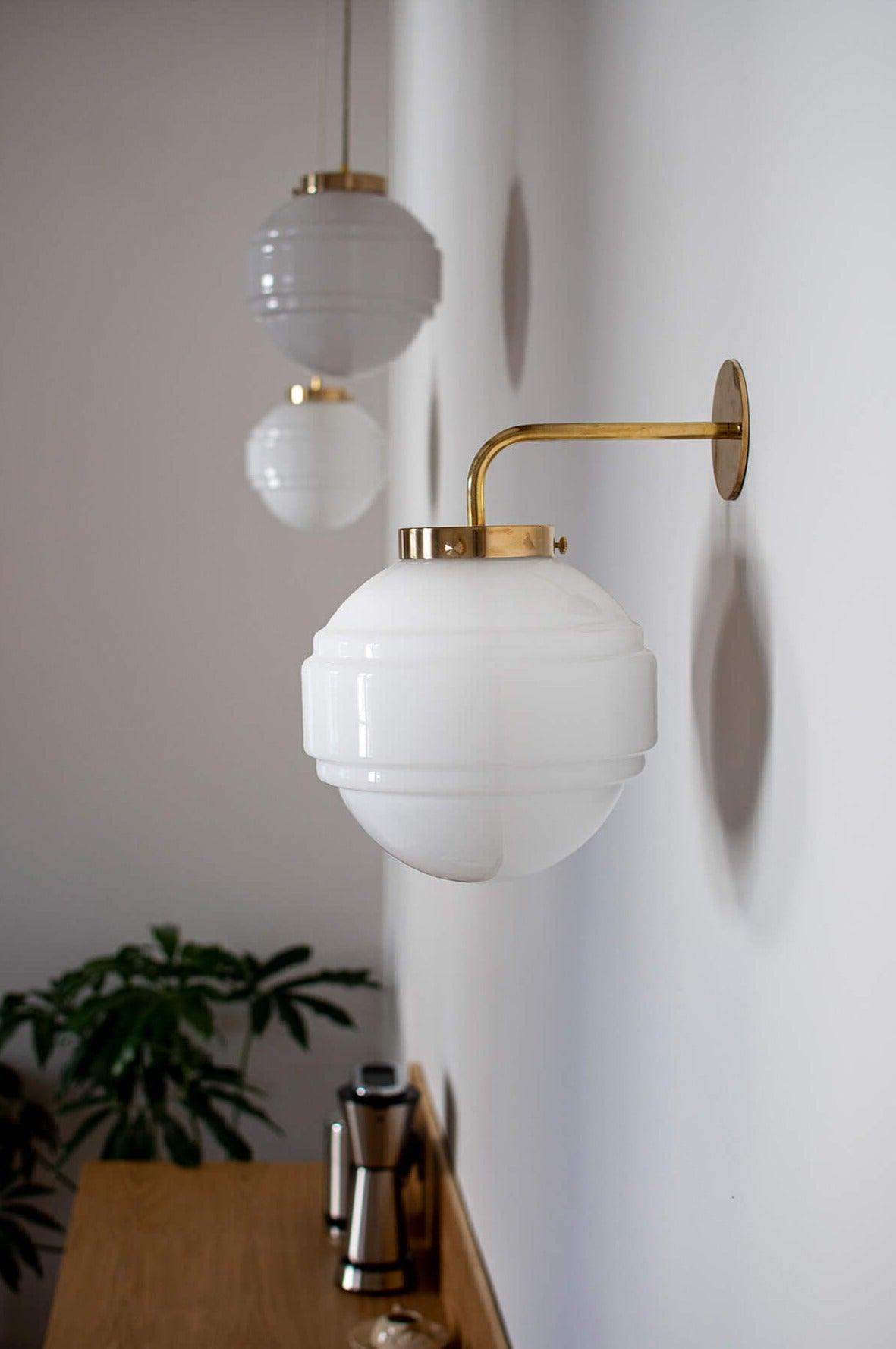 Kinkiet SATURN mosiężny Embassy Interiors Eye on Design