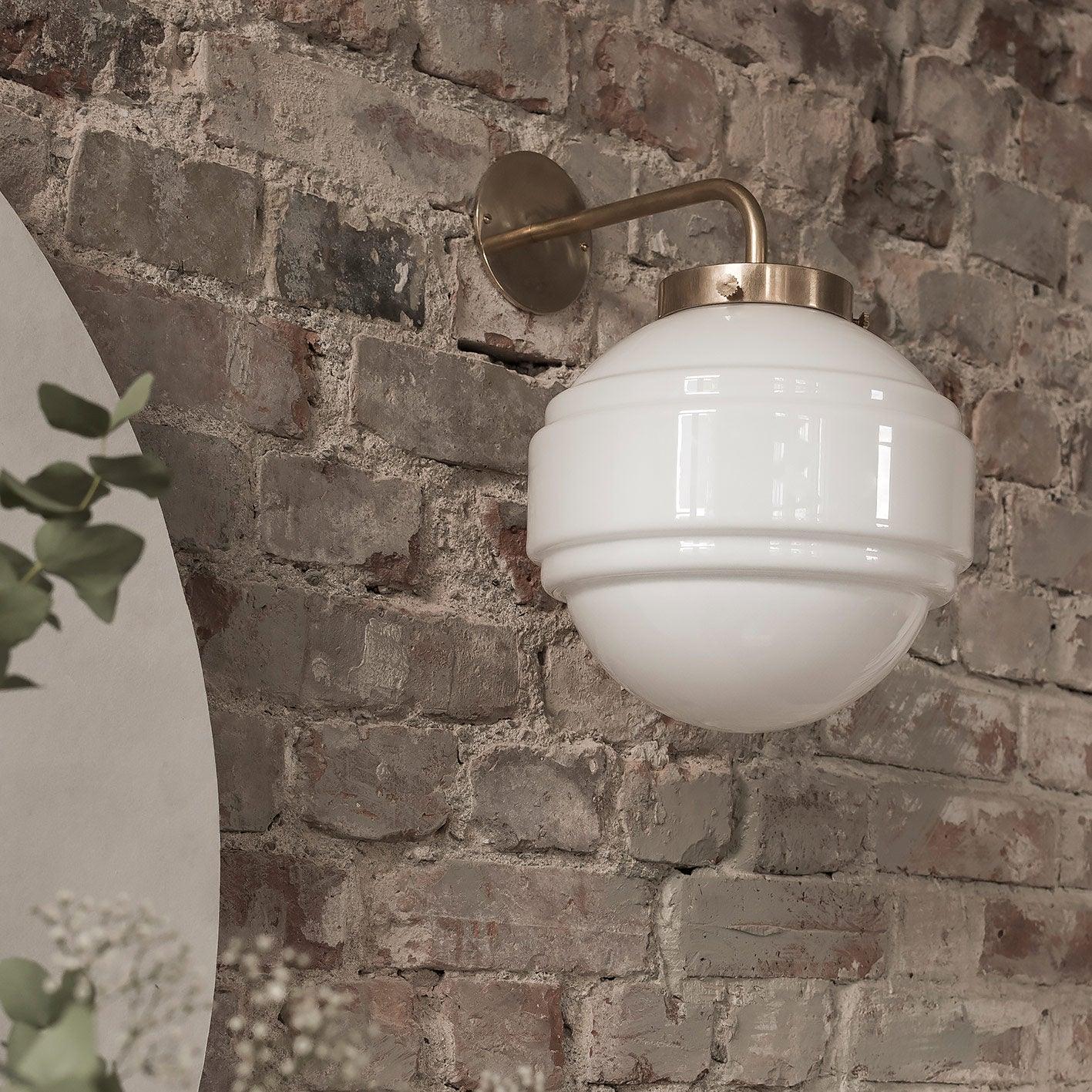 Kinkiet SATURN mosiężny Embassy Interiors Eye on Design