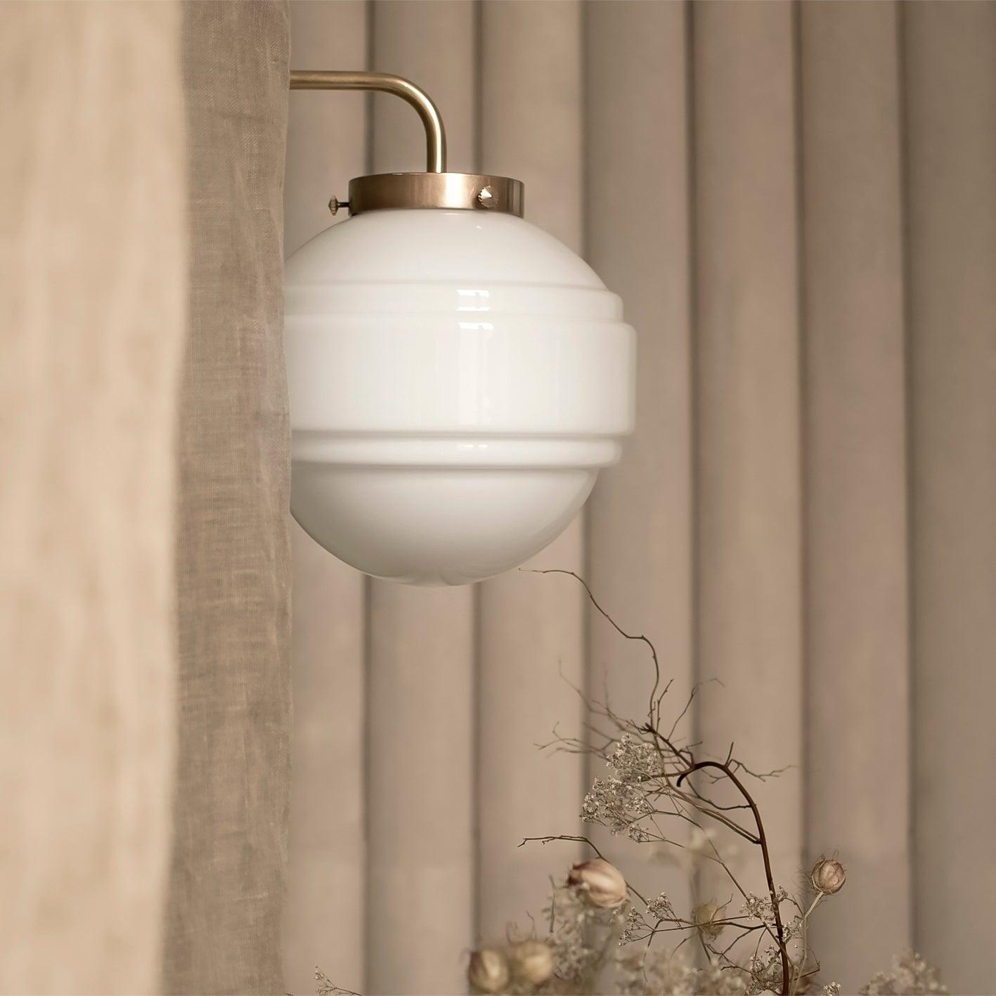 Kinkiet SATURN mosiężny Embassy Interiors Eye on Design