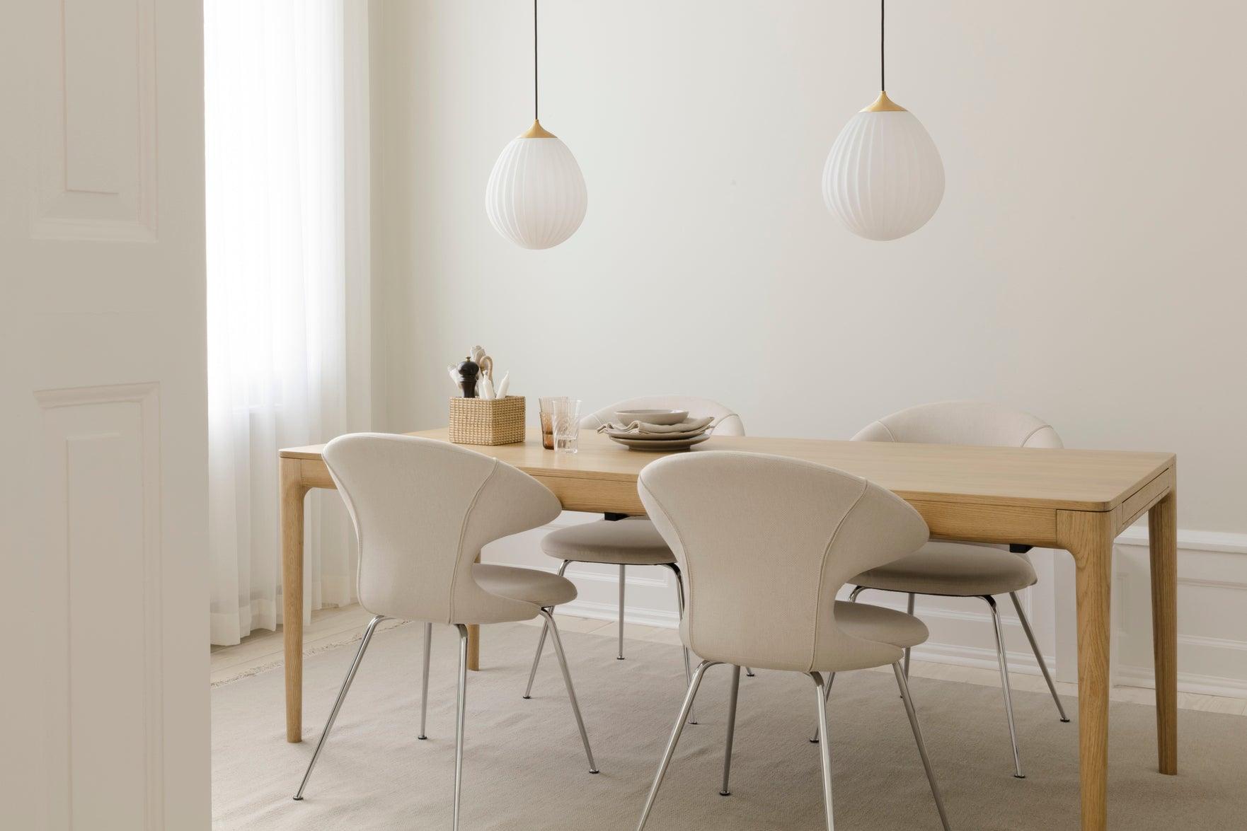 Klosz AROUND THE WORLD mleczny ze złotym UMAGE Eye on Design