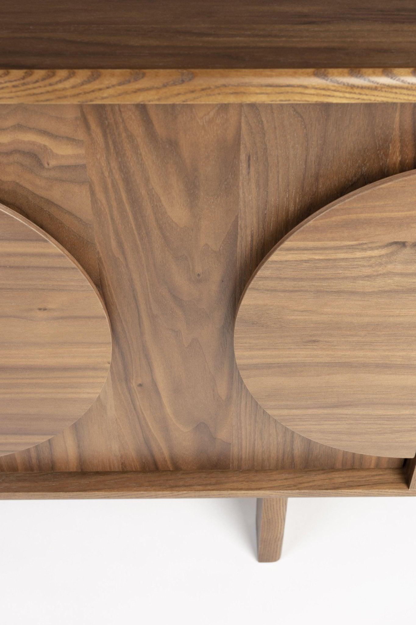 Komoda GROOVE orzech Zuiver Eye on Design