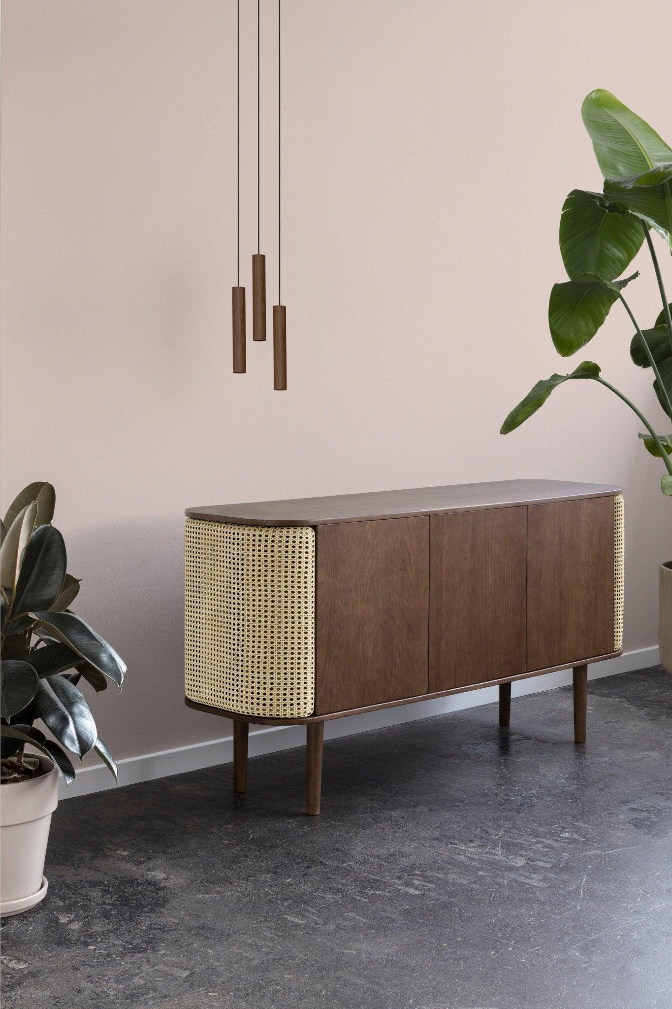 Komoda TREASURES rattan z ciemnym dębem UMAGE Eye on Design