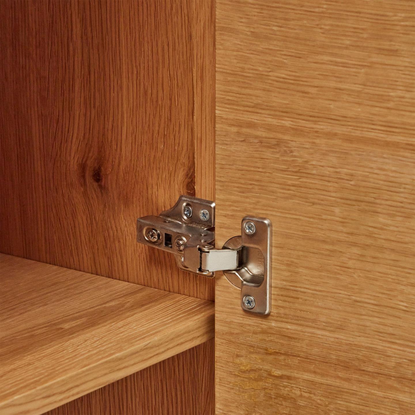 Komoda wysoka 2-drzwiowa ALGUEMA fornir dębowy La Forma Eye on Design