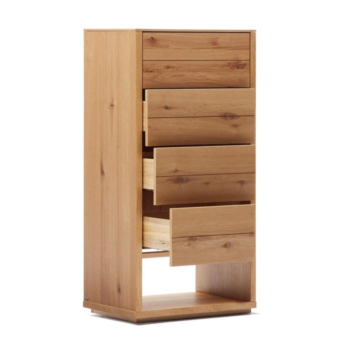 Komoda wysoka z szufladami ALGUEMA fornir dębowy La Forma Eye on Design