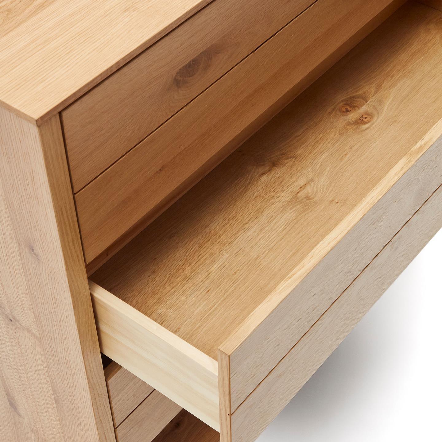 Komoda z szufladami ALGUEMA fornir dębowy La Forma Eye on Design