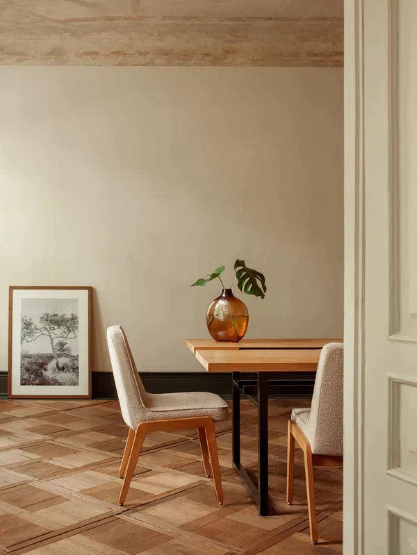 Krzesło 200-125 VAR żółty w tkaninie Boucle Mustard 366 concept Eye on Design