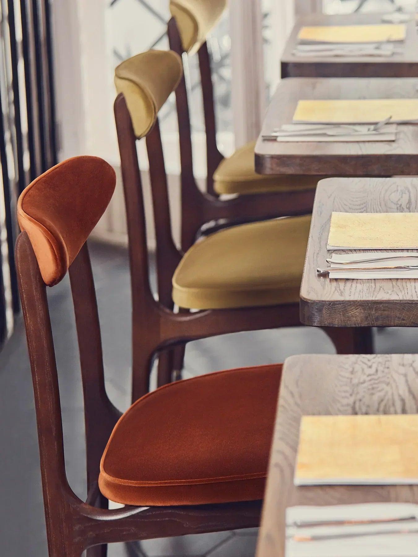 Krzesło 200-190 żółty w tkaninie Boucle Mustard 366 concept Eye on Design