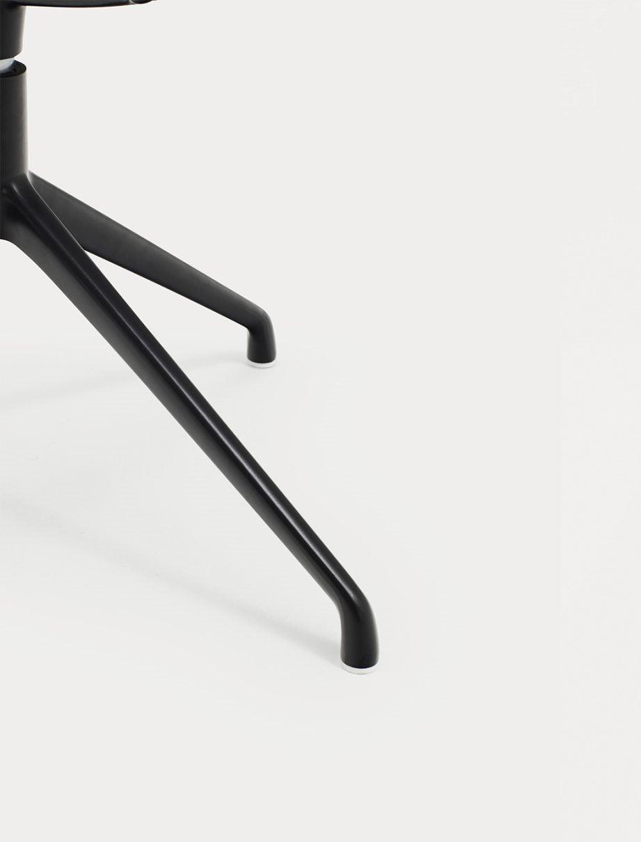 Krzesło ADD musztardowy z czarną podstawą Teulat Eye on Design