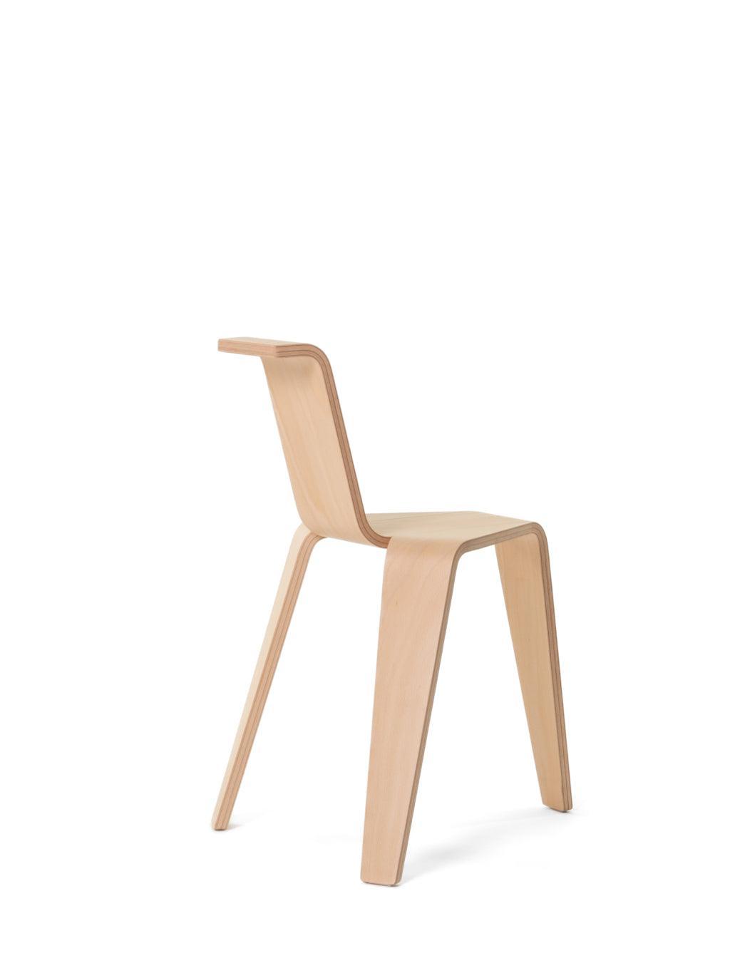 Krzesło AKA drewno bukowe Magis Eye on Design