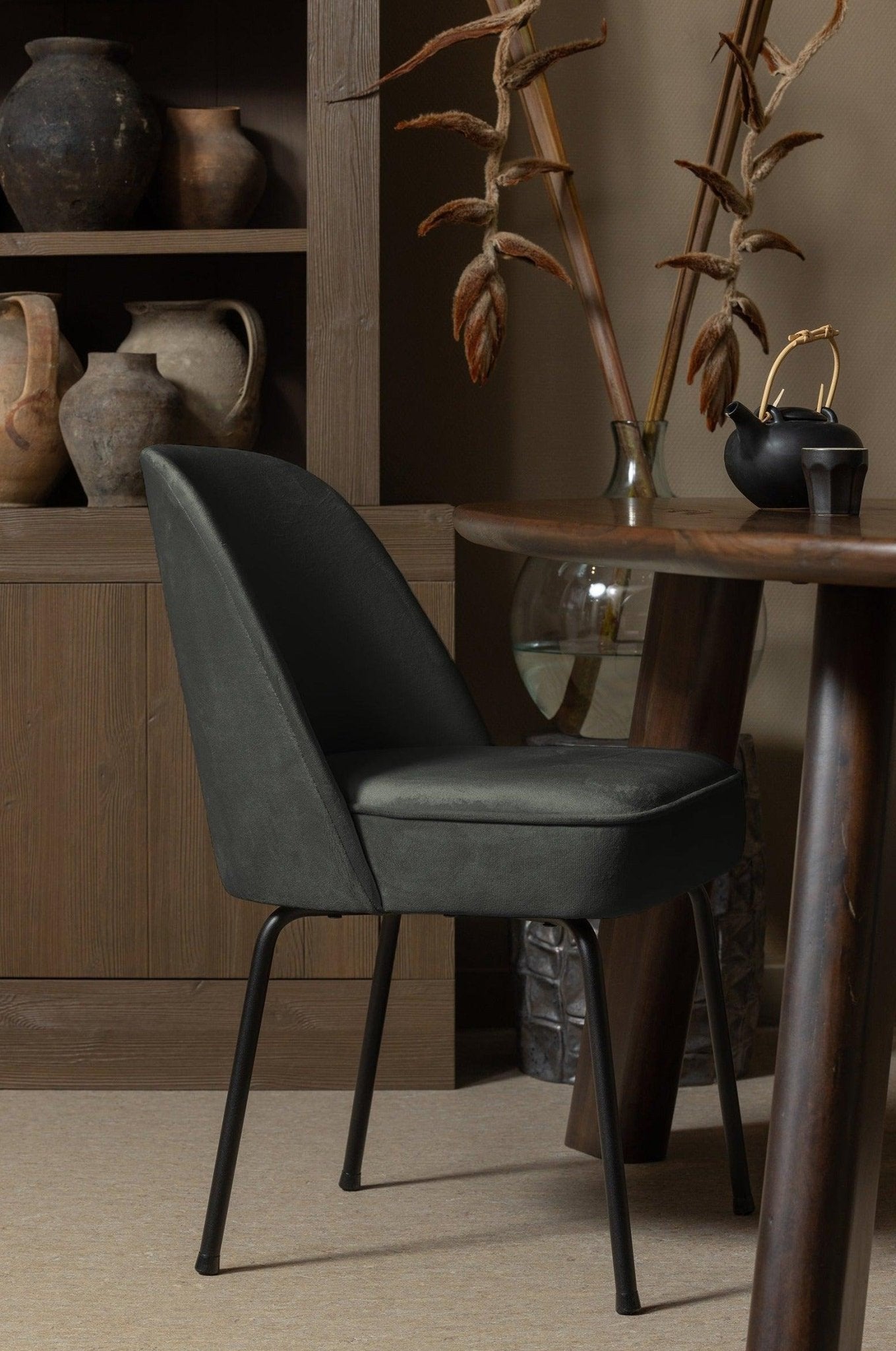 Krzesło aksamitne VOGUE czarny Be Pure Eye on Design