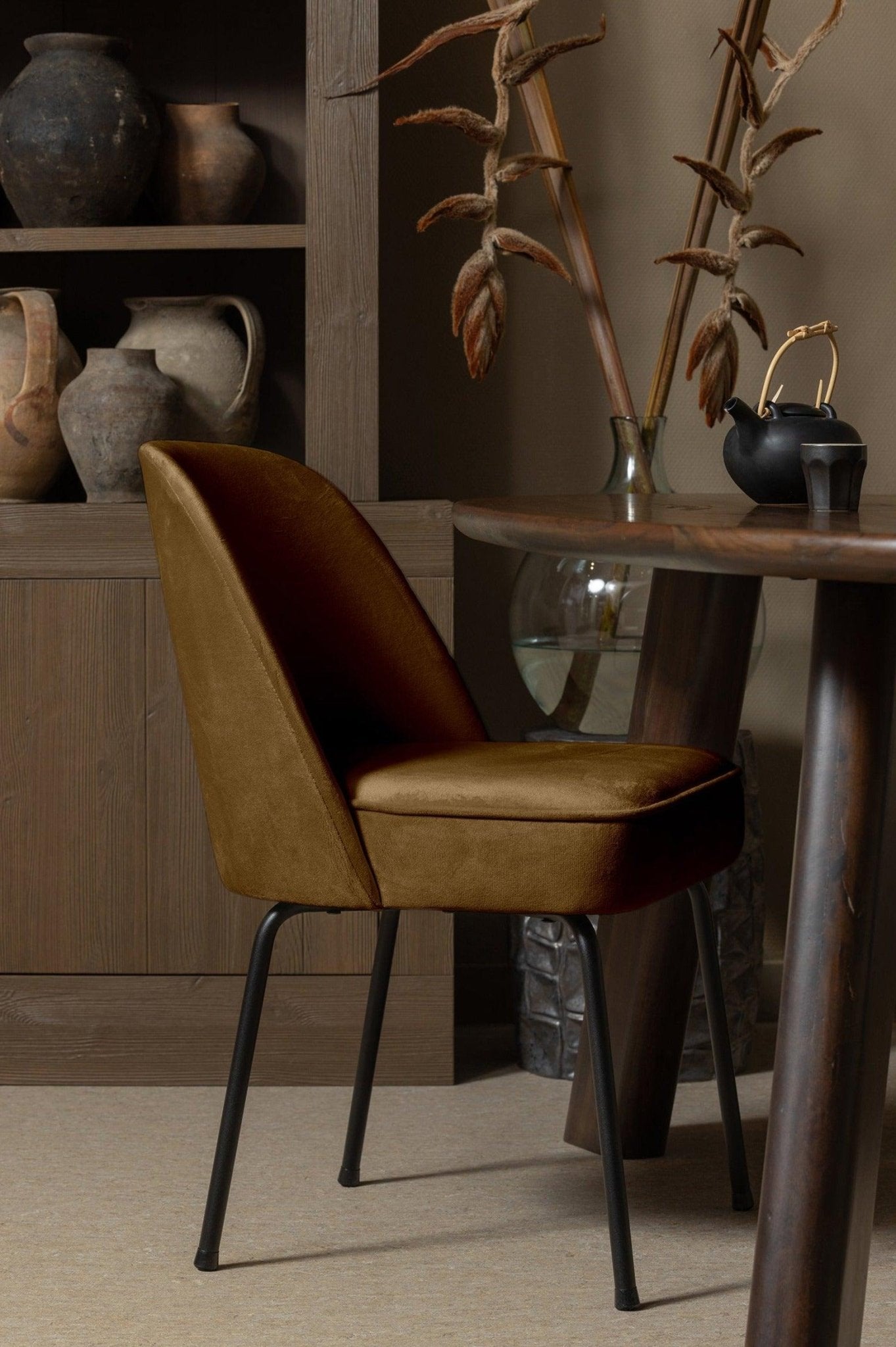 Krzesło aksamitne VOGUE miodowy Be Pure Eye on Design