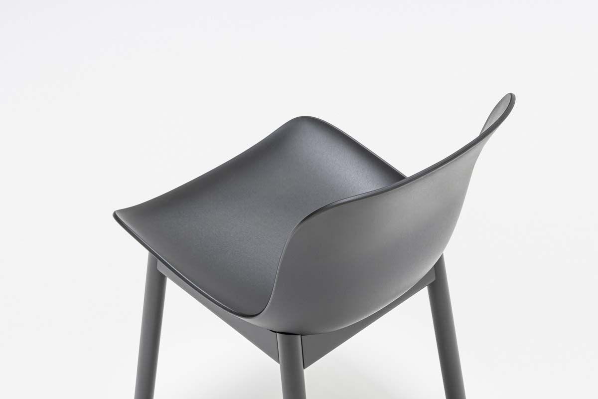 Krzesło BALTIC 2 BASIC z drewnianą podstawą MDD Eye on Design