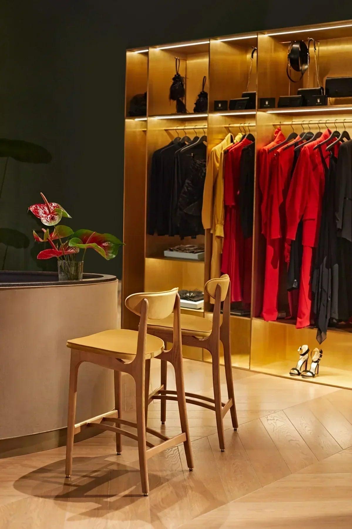 Krzesło barowe 200-190 beżowy w tkaninie Boucle Beige 366 concept Eye on Design