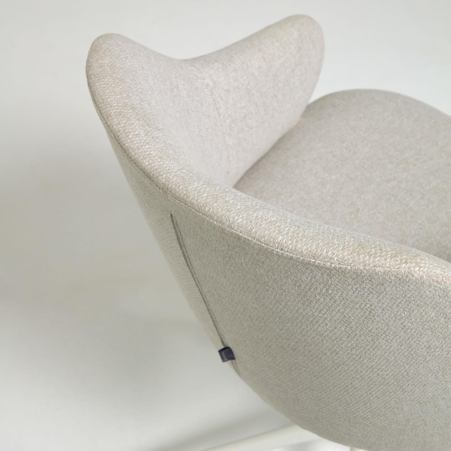 Krzesło biurowe EINARA jasnoszary La Forma Eye on Design