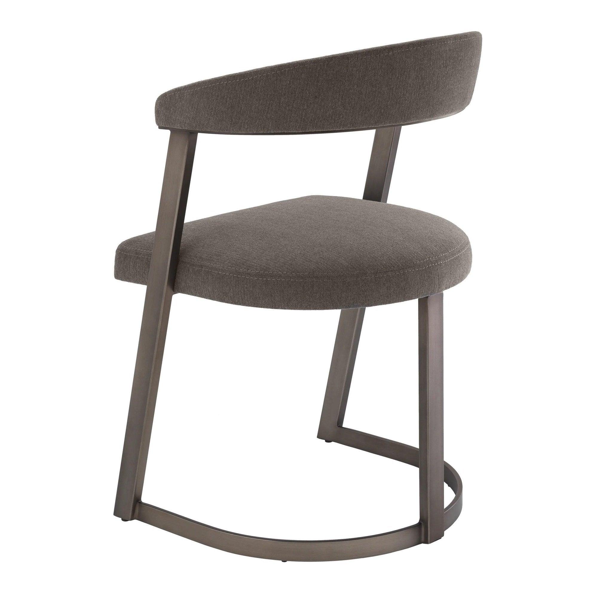 Krzesło DEXTER brązowy z brązową podstawą Eichholtz Eye on Design