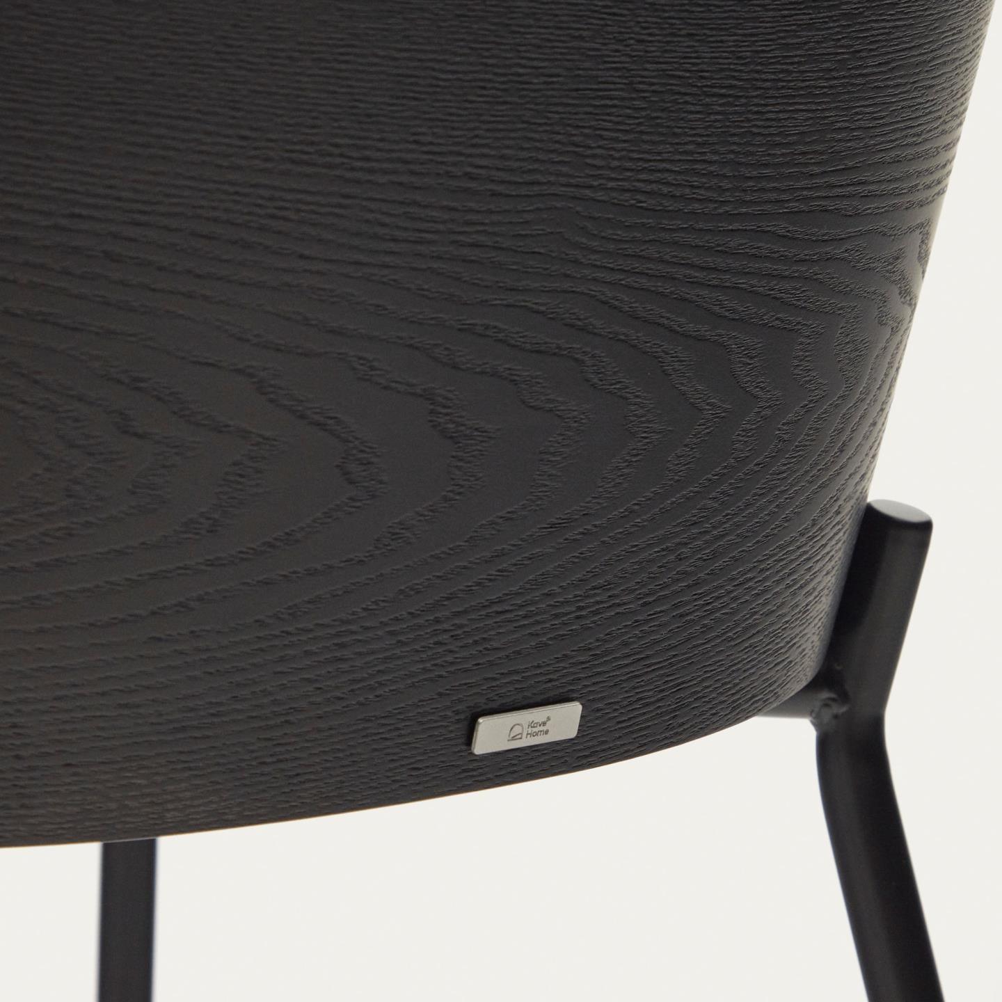 Krzesło EAMY jasnoszary z czarnym wykończeniem La Forma Eye on Design