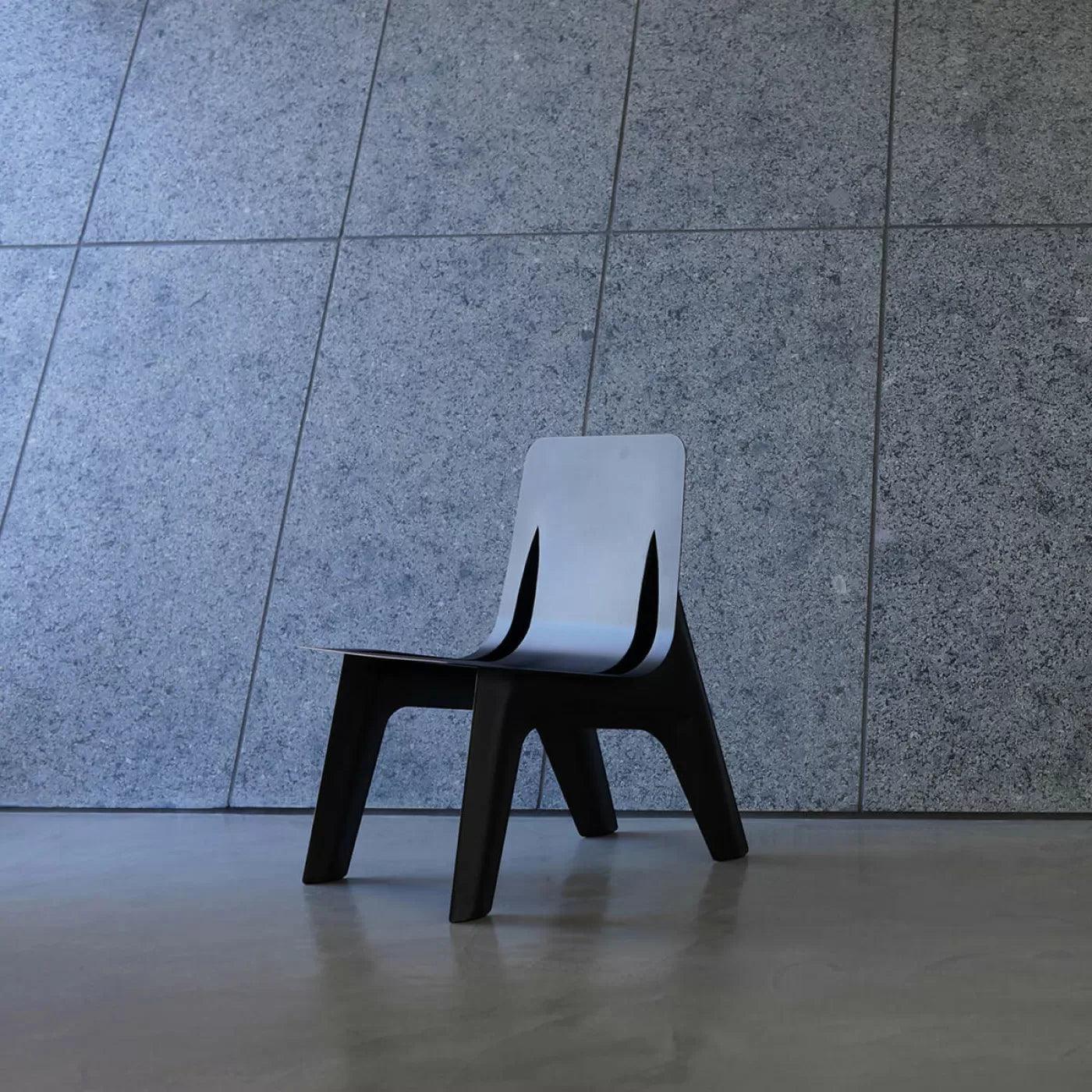 Krzesło J-CHAIR beżowy mat z koniakowym wykończeniem Zieta Studio Eye on Design
