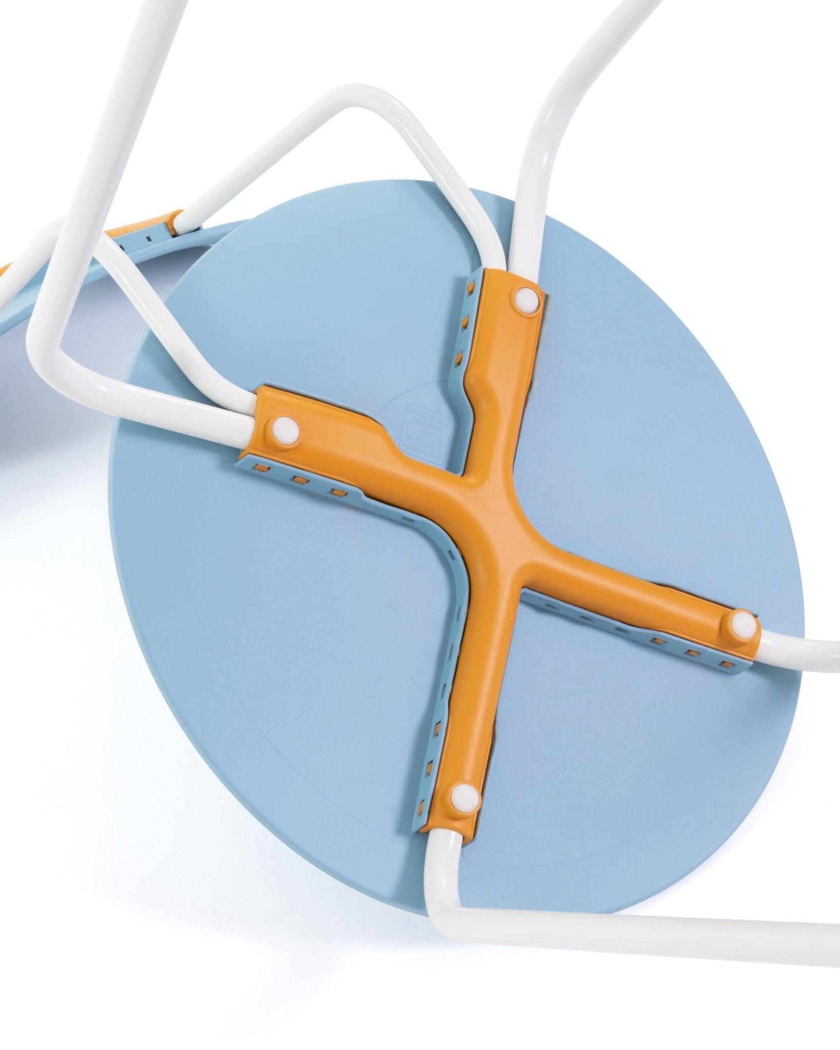 Krzesło MARIOLINA niebieski z białą podstawą Magis Eye on Design