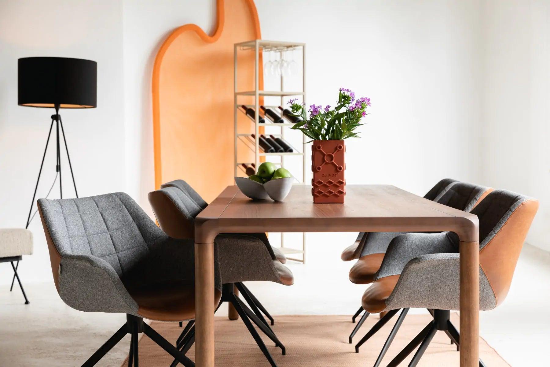 Krzesło obrotowe DOULTON szary z brązową ekoskórą Zuiver Eye on Design
