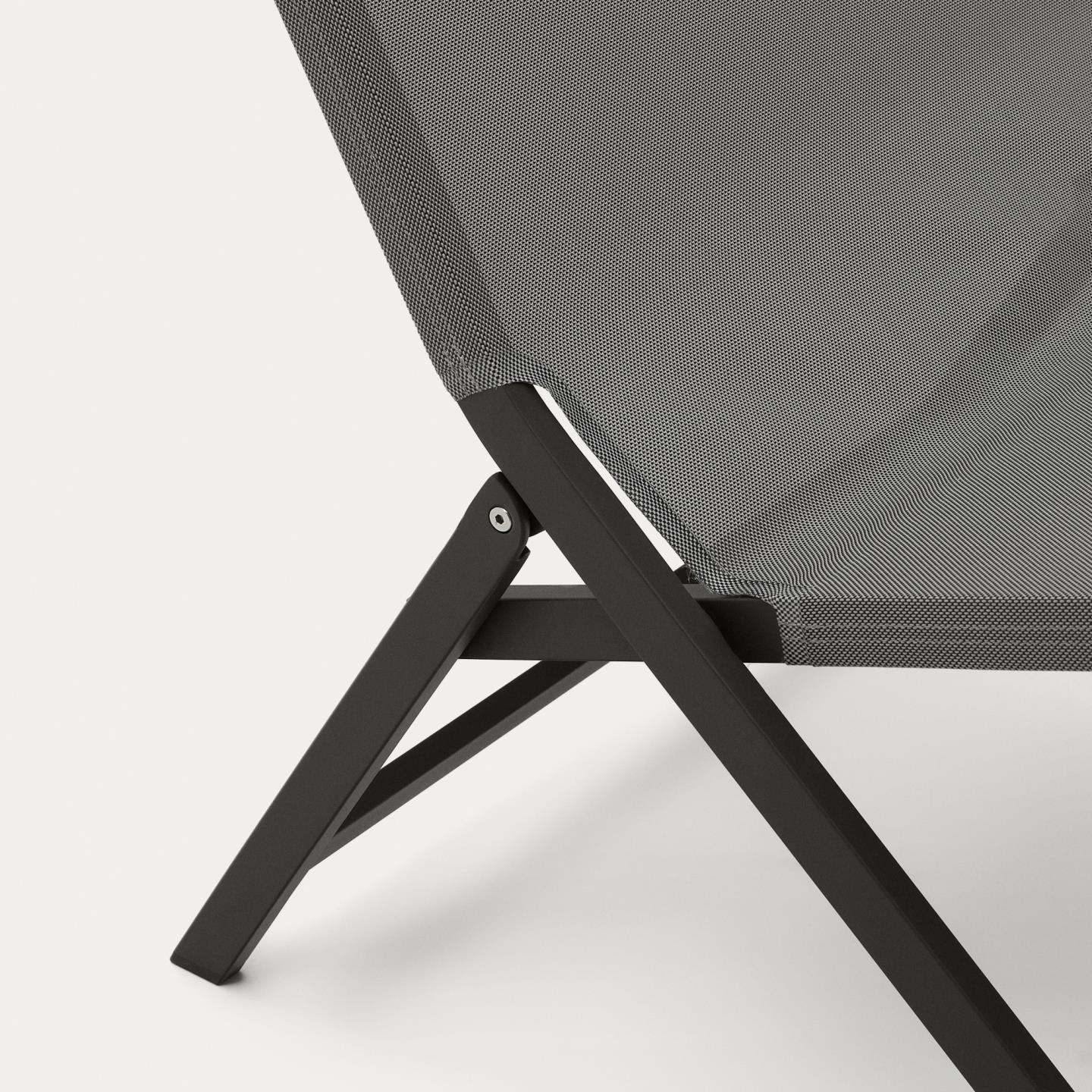 Krzesło ogrodowe CANUTELLS czarny La Forma Eye on Design