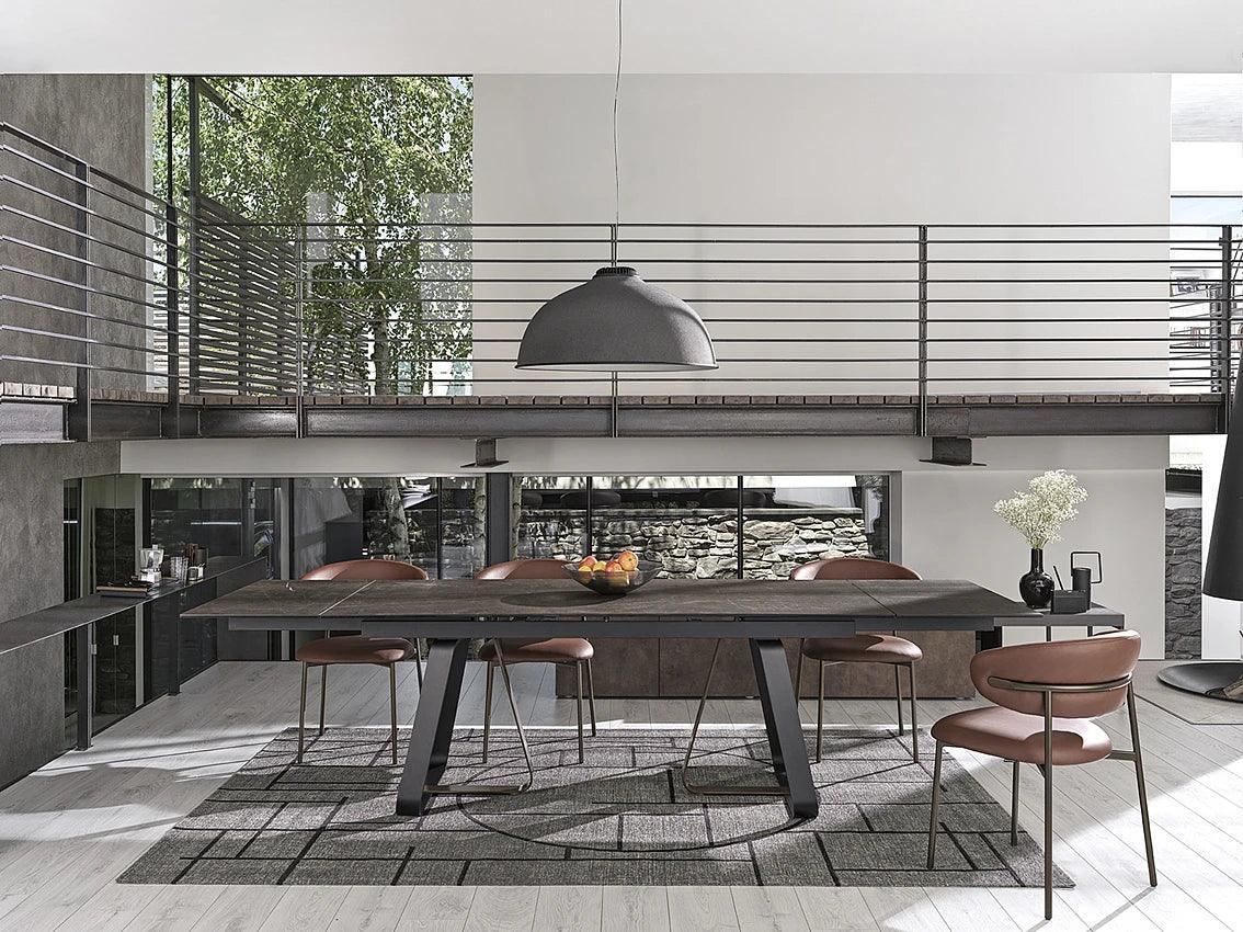 Krzesło OLEANDRO brązowa ekoskóra z drewnianą podstawą Calligaris Eye on Design