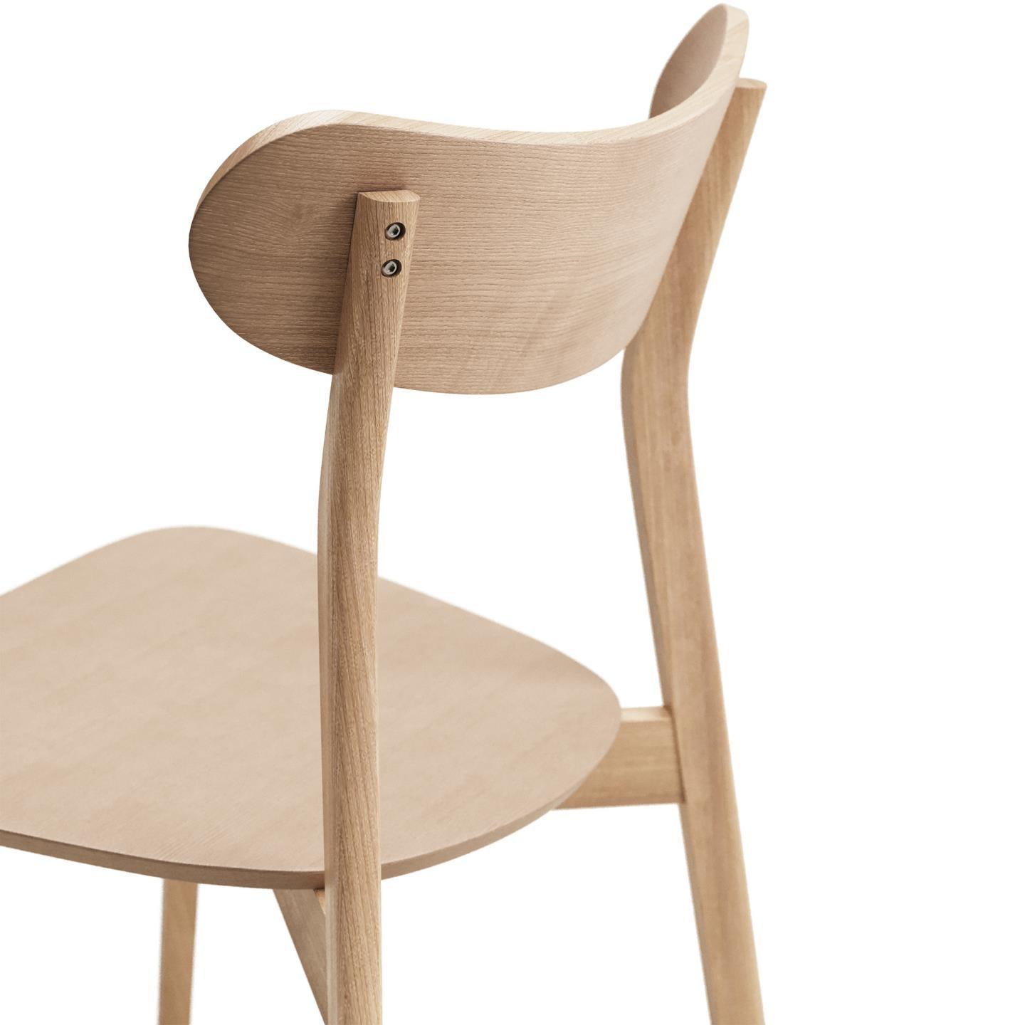 Krzesło SAFINA lite drewno kauczukowe La Forma Eye on Design
