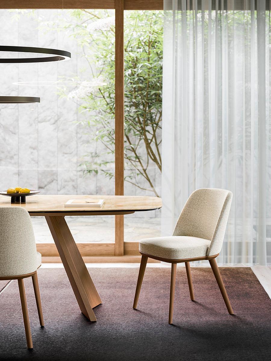 Krzesło skórzane FOYER ciemnoszary z drewnianą podstawą Calligaris Eye on Design