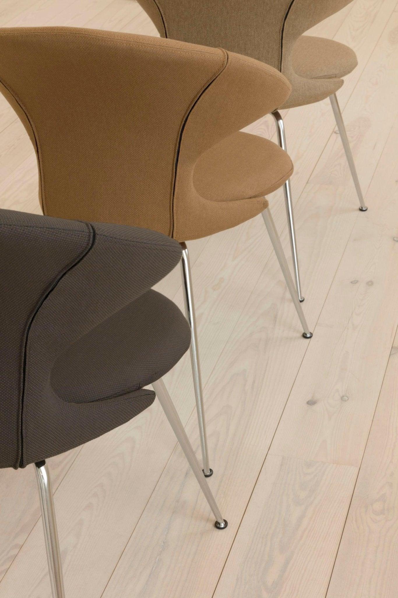 Krzesło TIME FLIES kawowy ze srebrną podstawą UMAGE Eye on Design