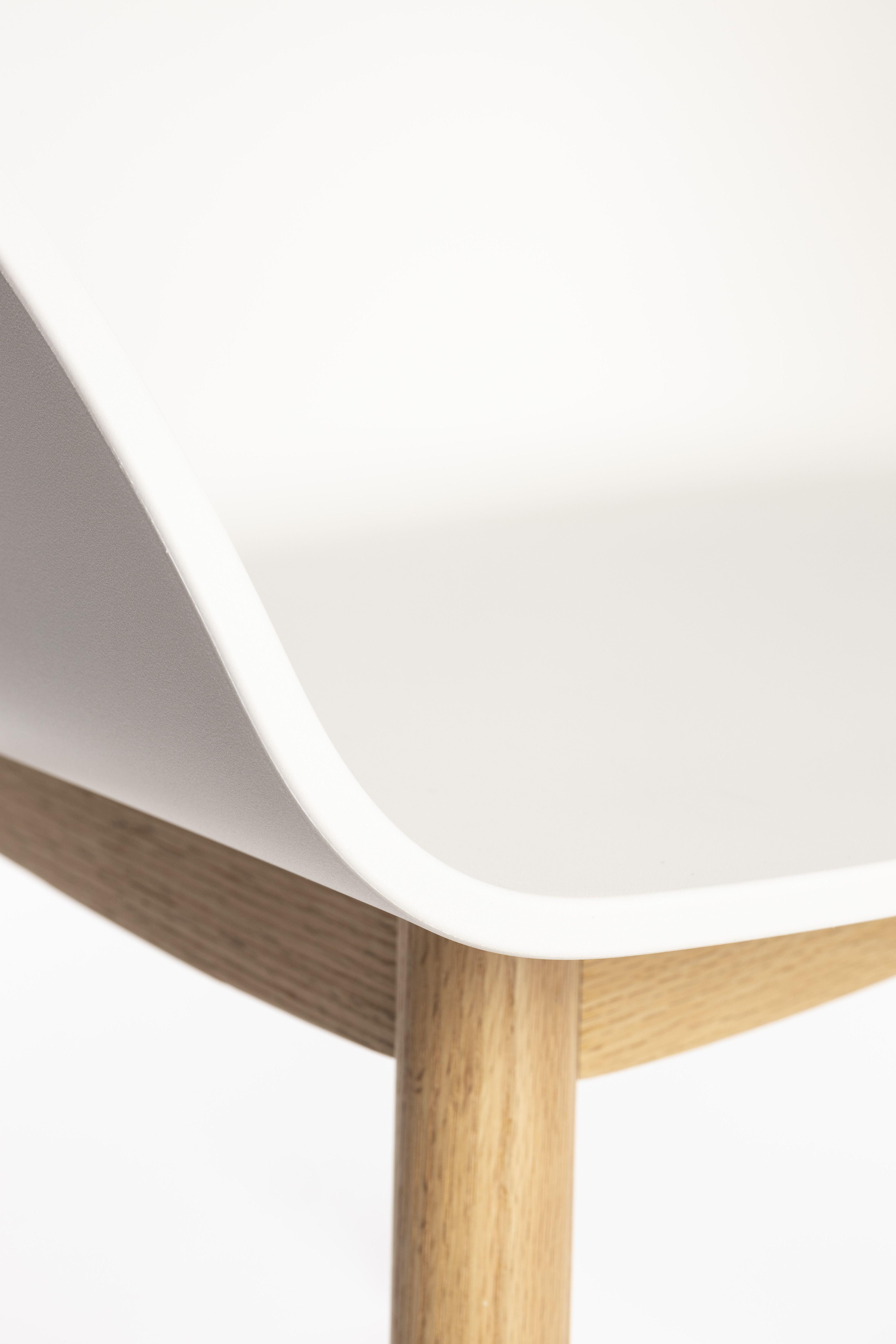 Krzesło VOID biały z drewnianą podstawą Zuiver Eye on Design