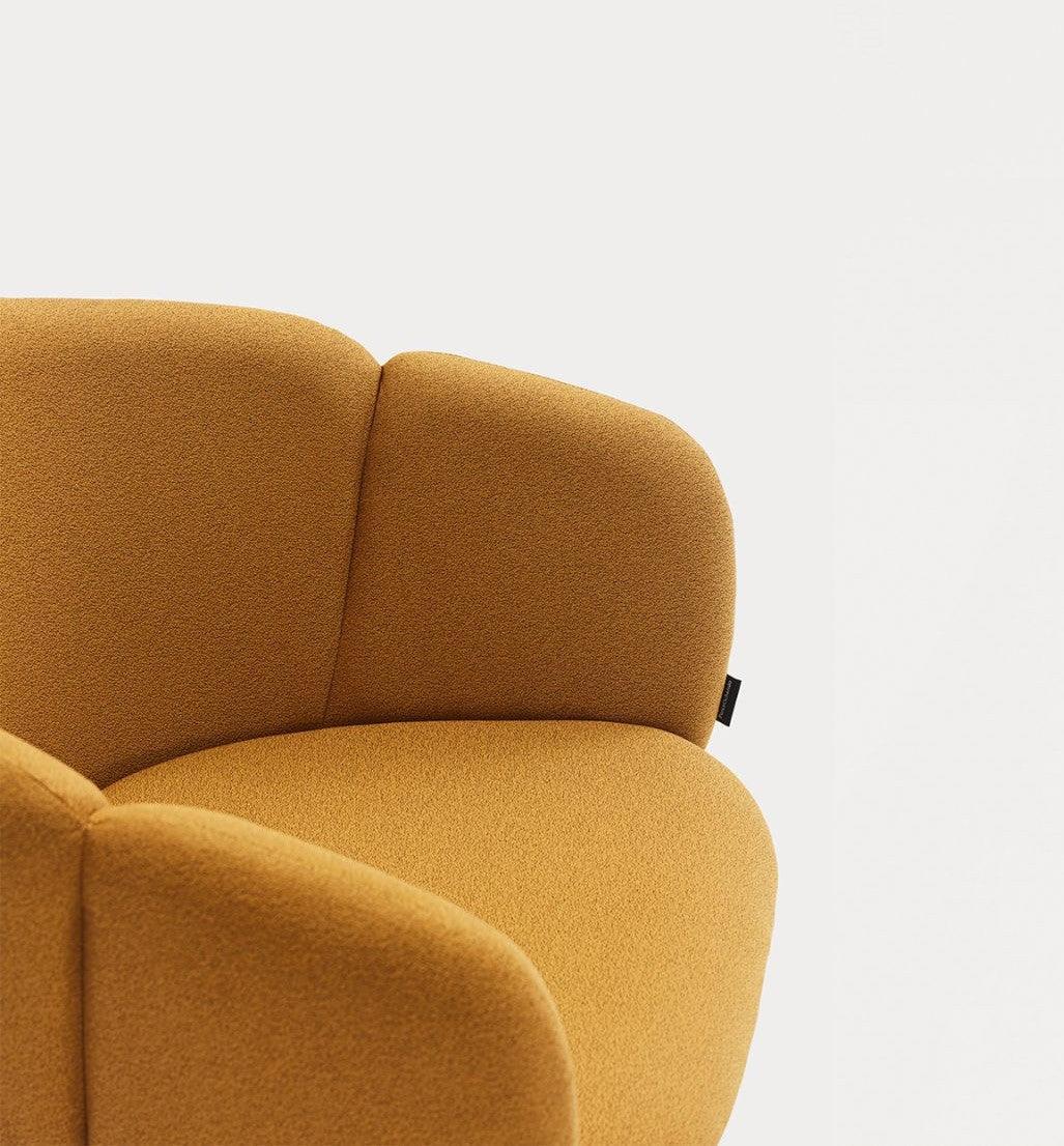 Krzesło z podłokietnikami ADD musztardowy Teulat Eye on Design