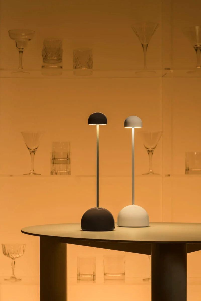 Lampa akumulatorowa SIPS biały ze srebrnym Marset Eye on Design