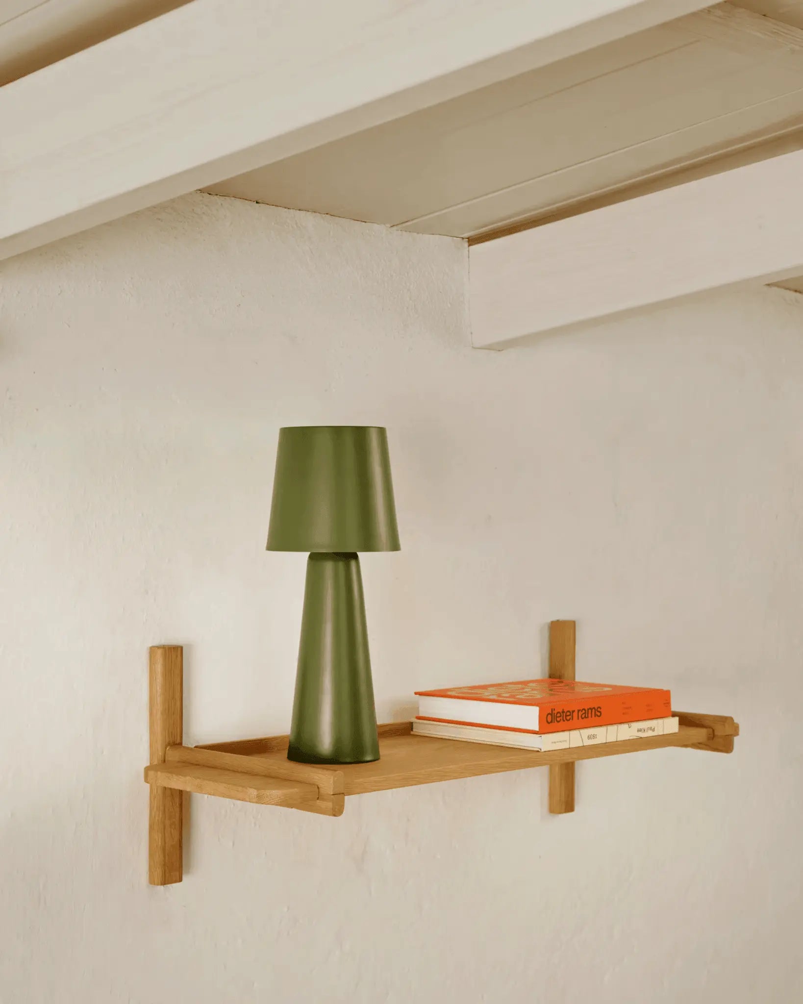 Lampa akumulatorowa zewnętrzna ARENYS zielony – Kave Home